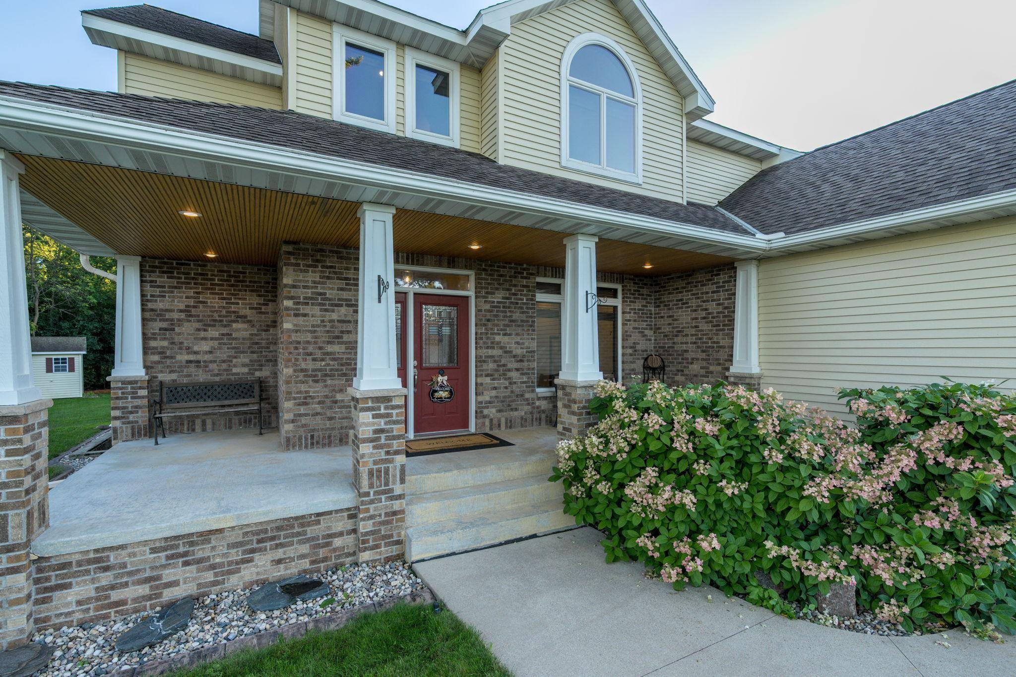 113 Oak Marsh DR, Mankato, MN 56001