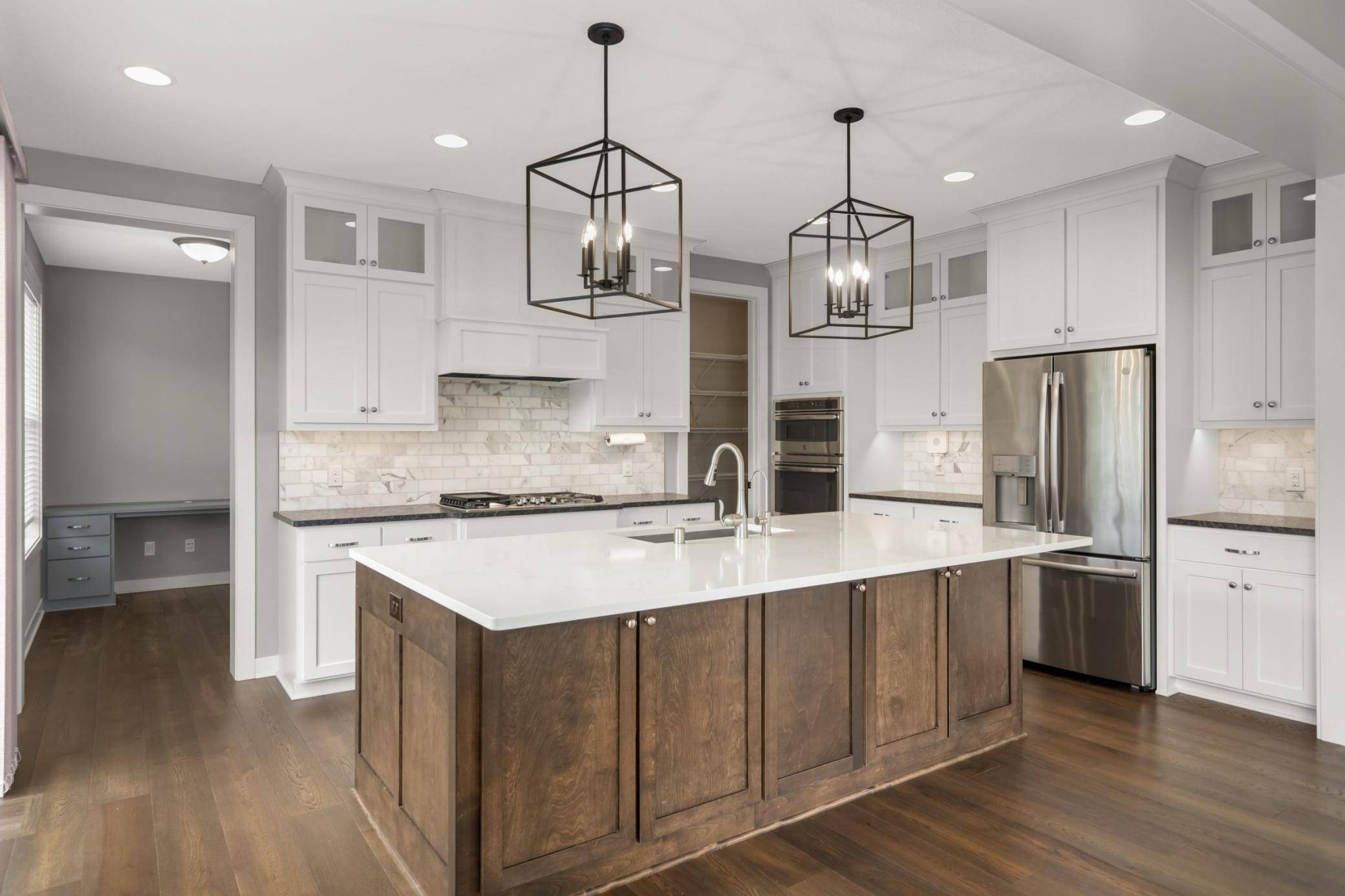 5085 Zircon LN N, Plymouth, MN 55446