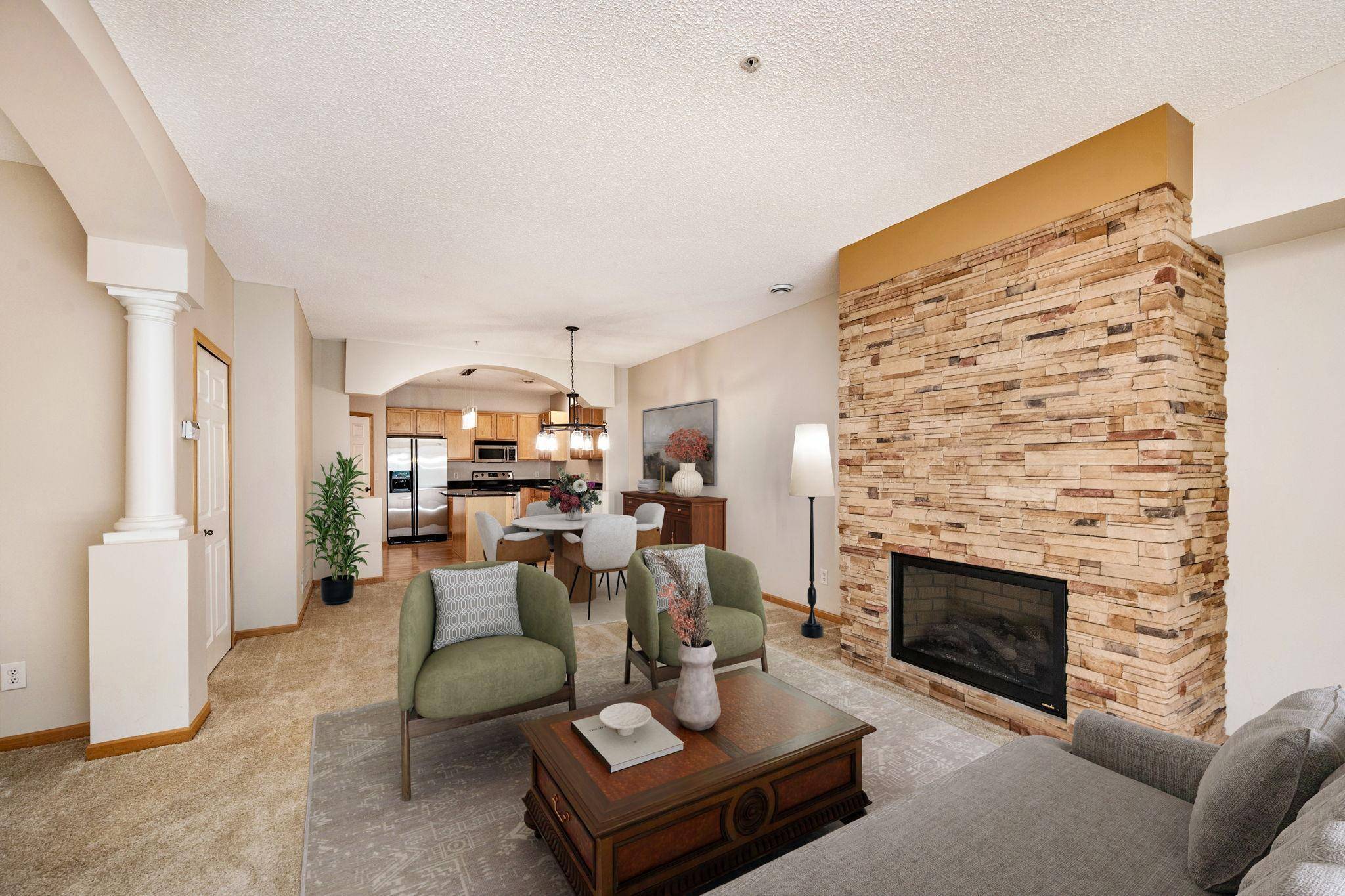 111310 Village RD, Chaska, MN 55318