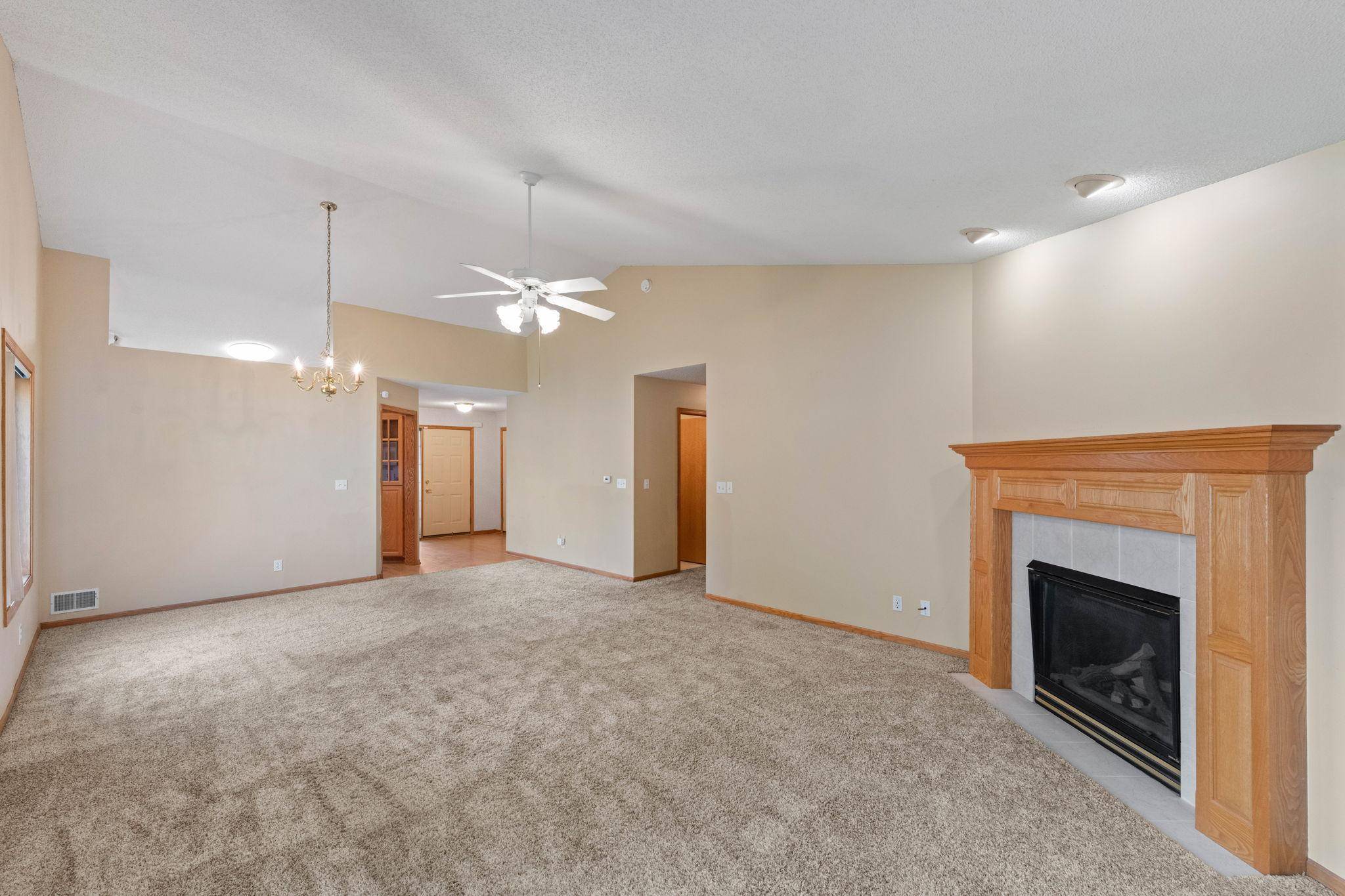 2964 Aldrich TRL, Woodbury, MN 55125