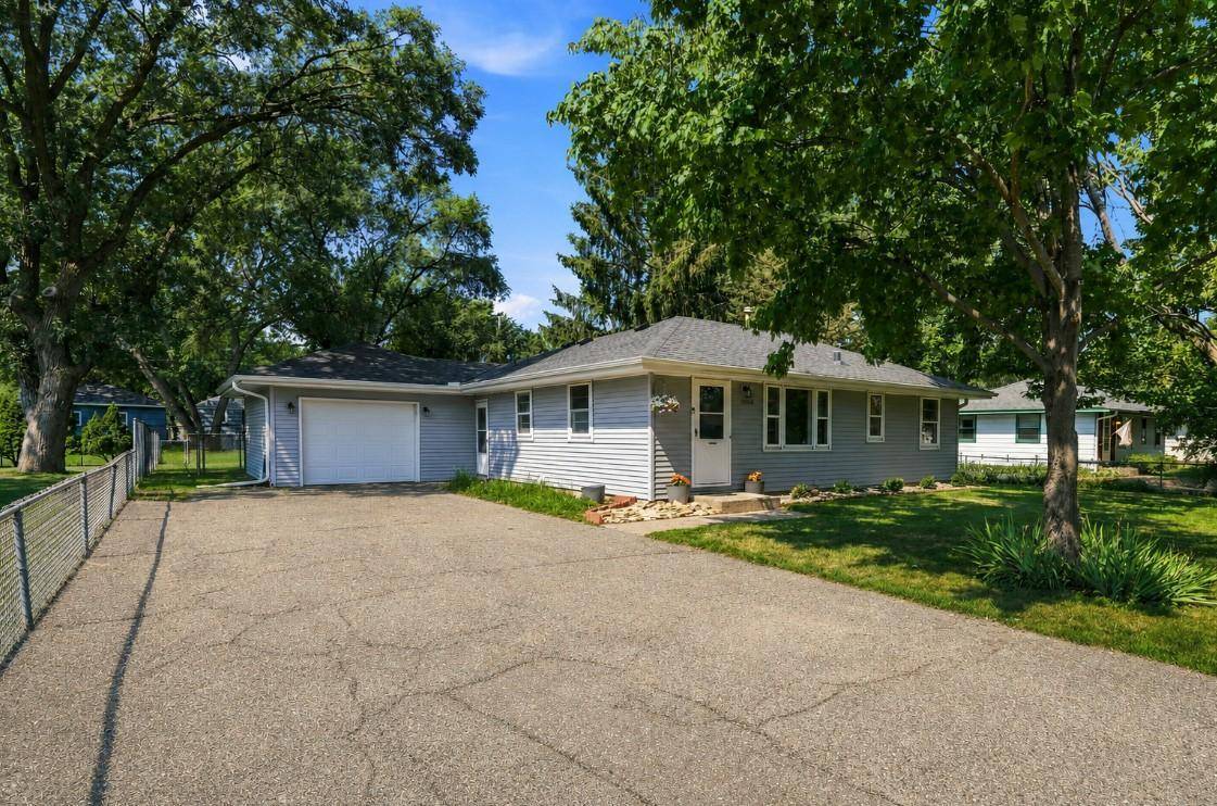 11698 Juniper ST NW, Coon Rapids, MN 55448