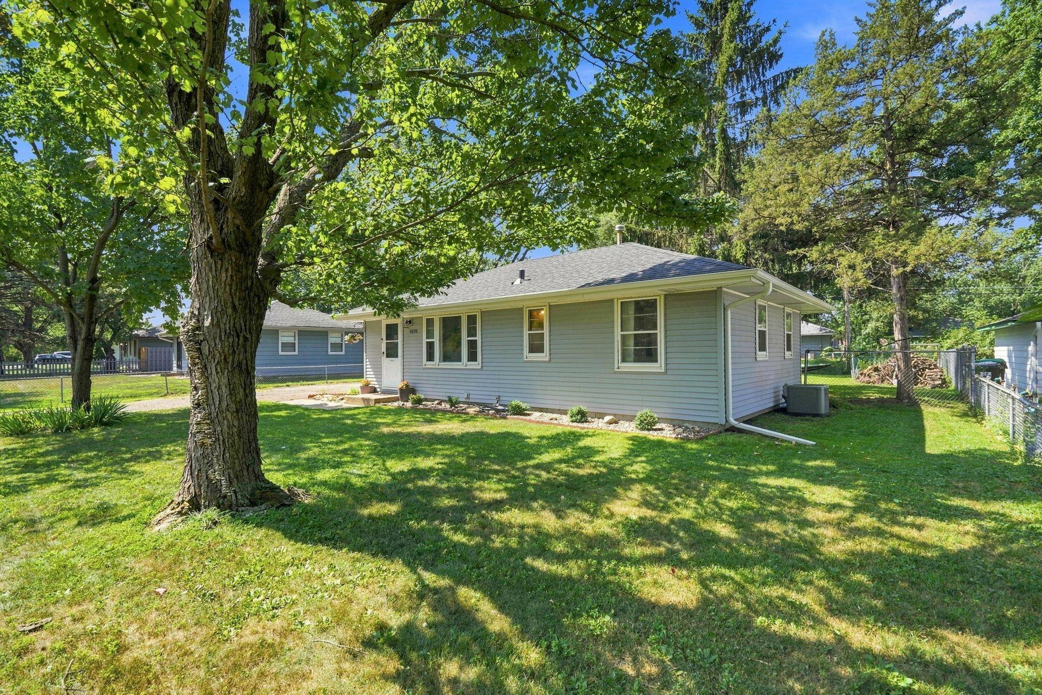 11698 Juniper ST NW, Coon Rapids, MN 55448