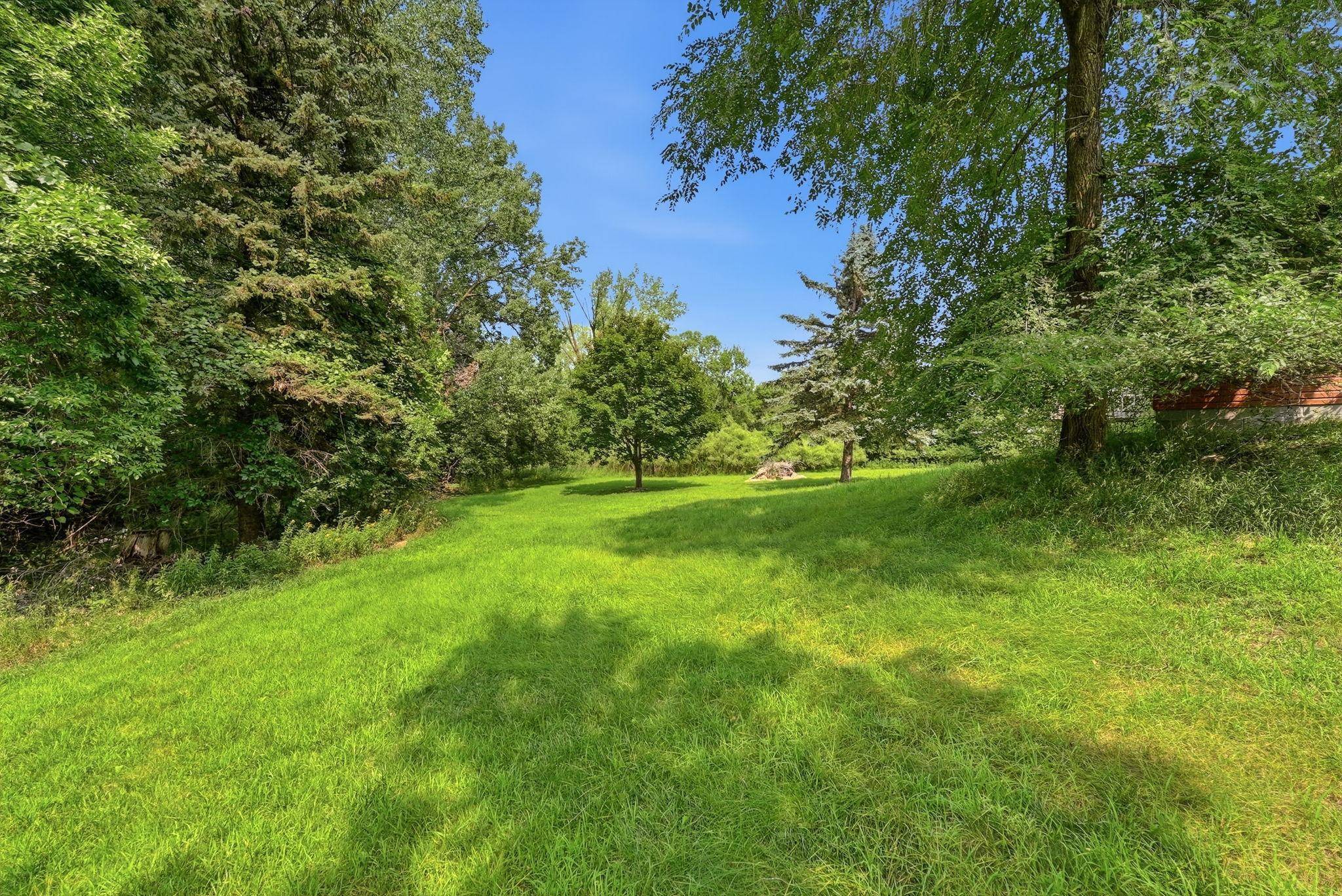 7024 150th AVE NE, Spicer, MN 56288