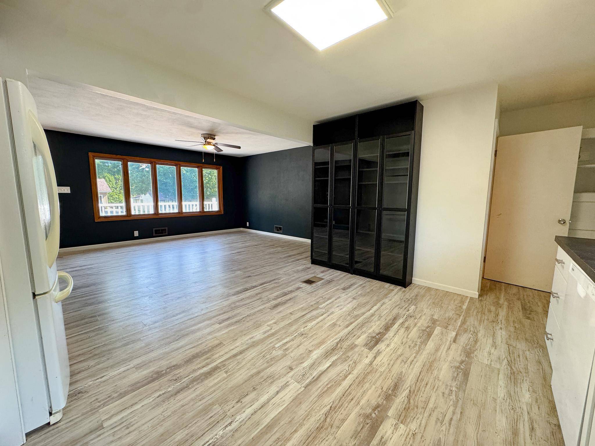 518 E Saint Charles AVE, Fergus Falls, MN 56537