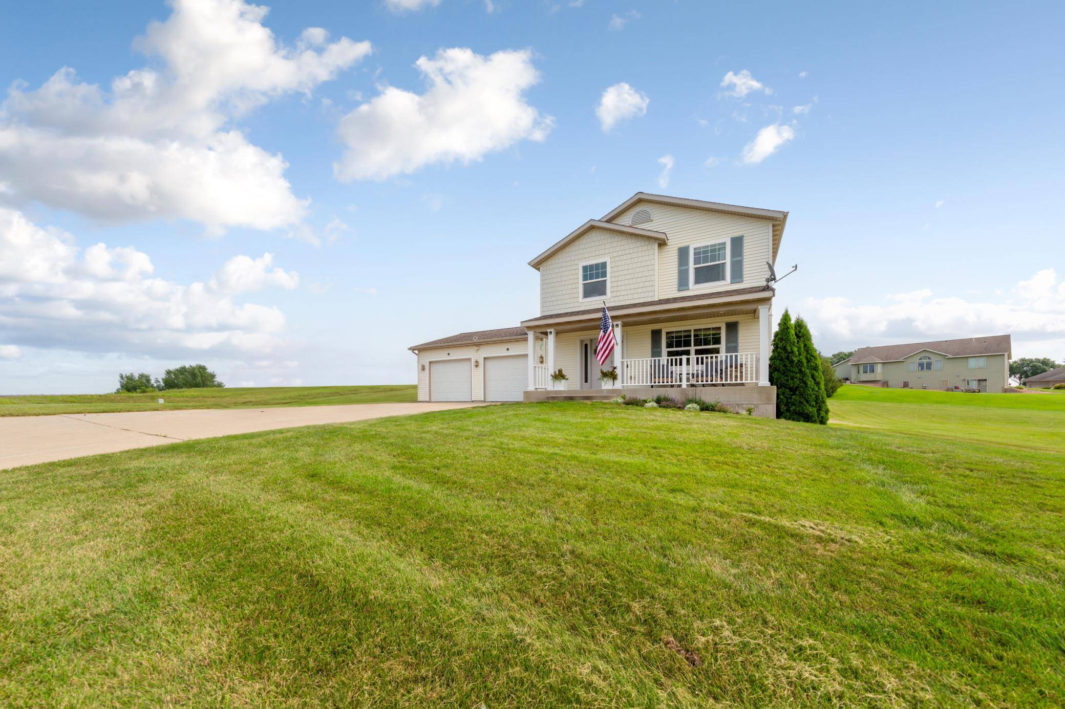 2502 6th ST NE, Waseca, MN 56093