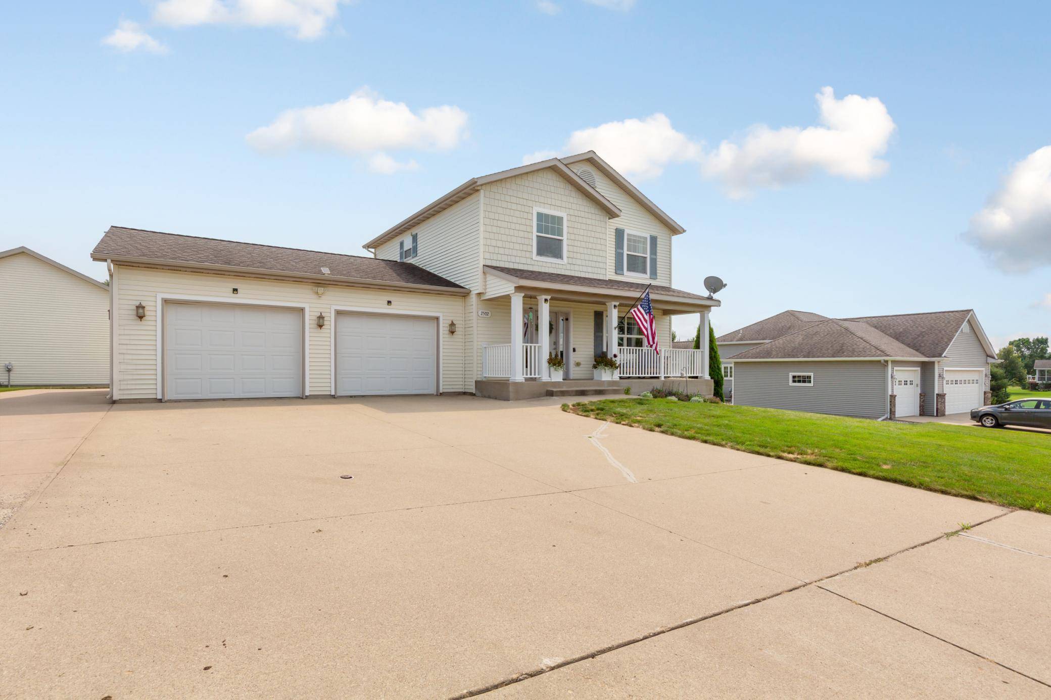 2502 6th ST NE, Waseca, MN 56093
