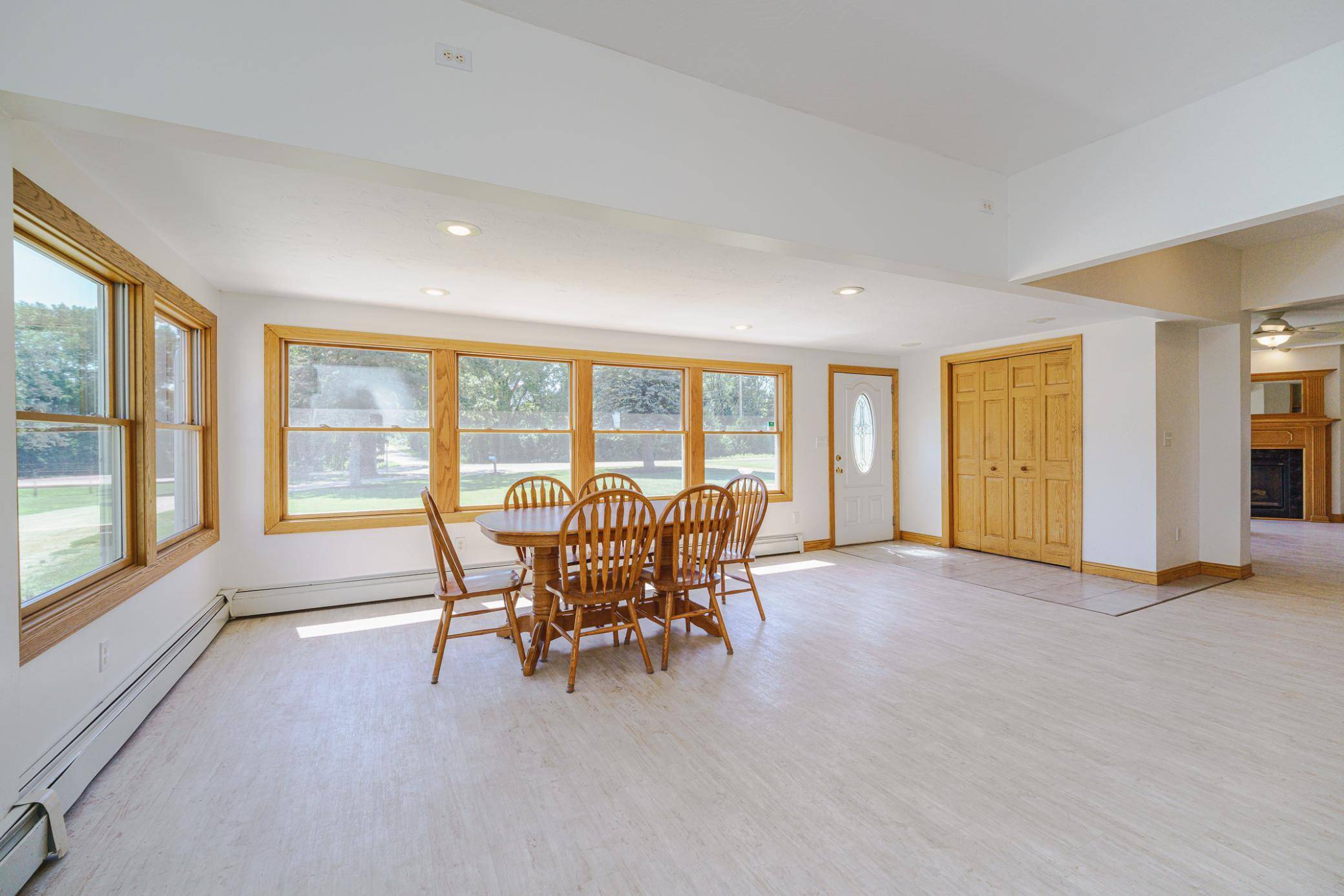 3986 180th ST E, Prior Lake, MN 55372