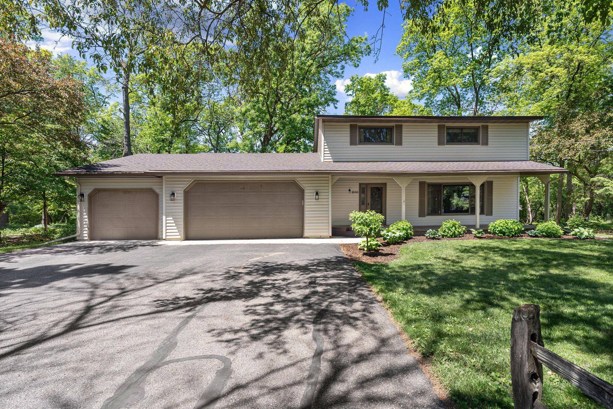 1680 Woodlawn AVE, Owatonna, MN 55060