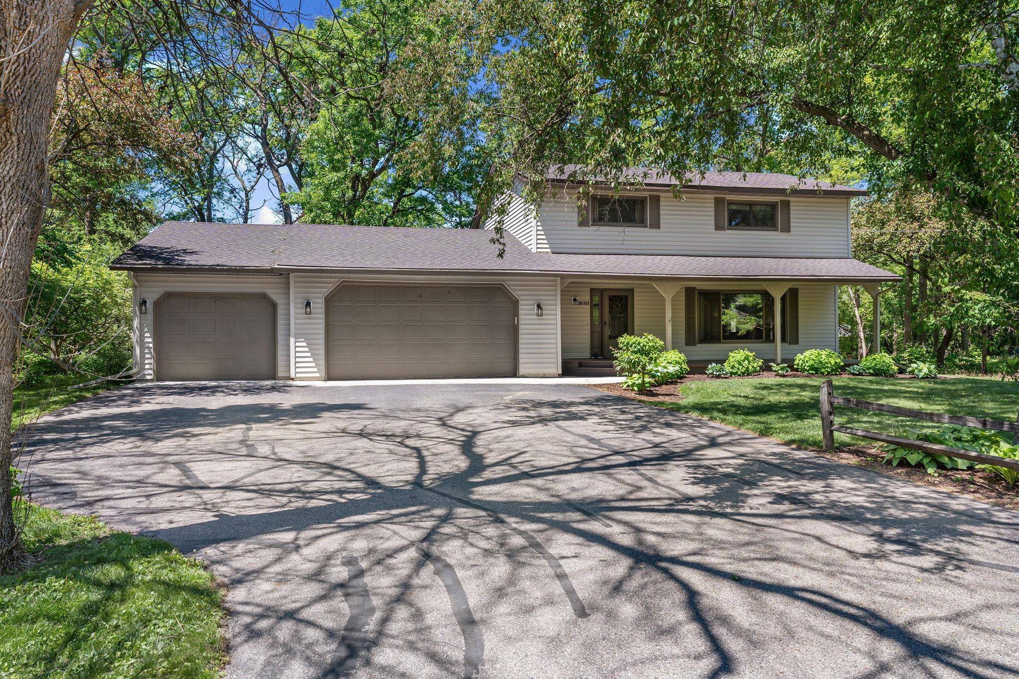 1680 Woodlawn AVE, Owatonna, MN 55060