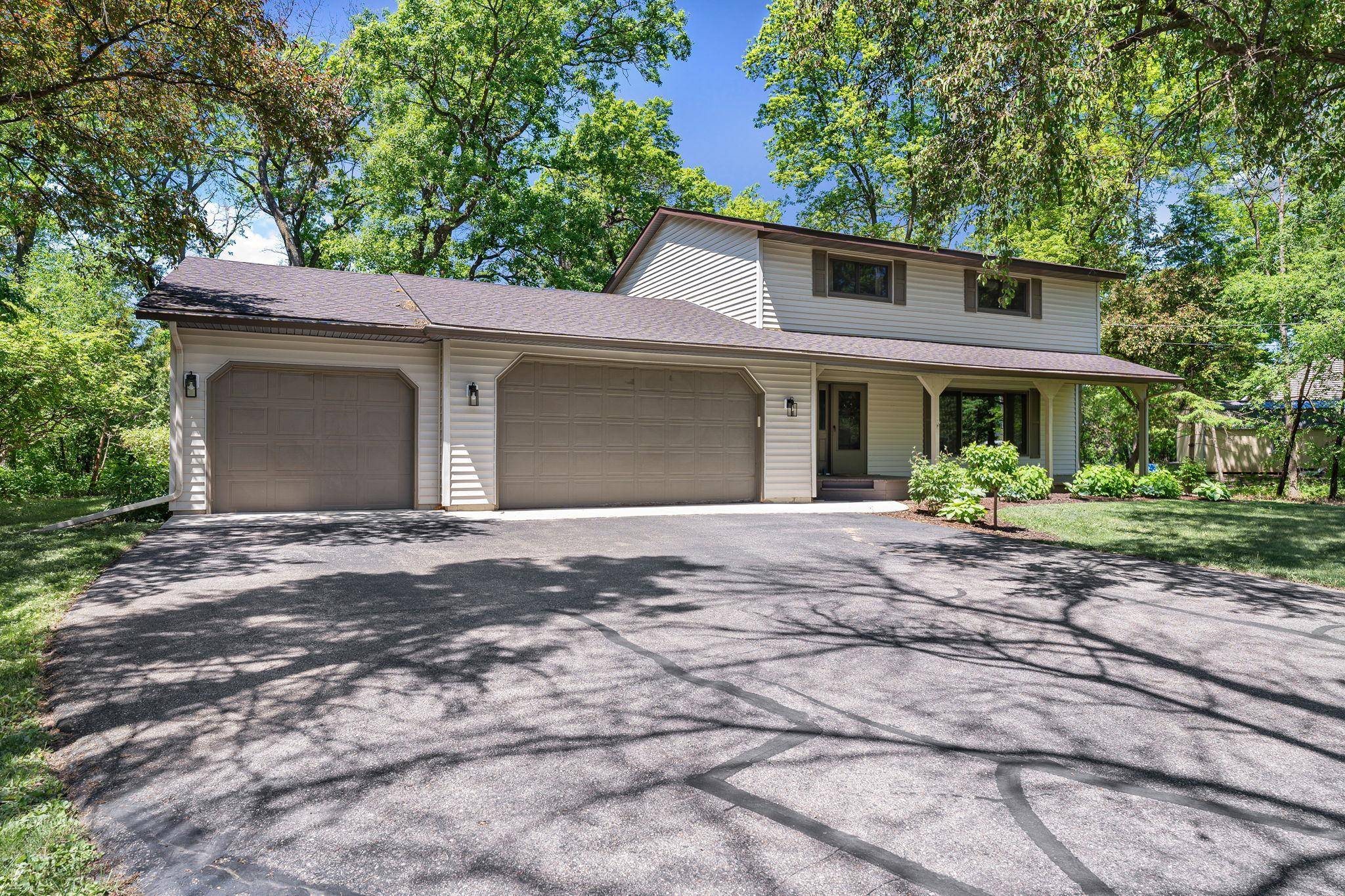 1680 Woodlawn AVE, Owatonna, MN 55060