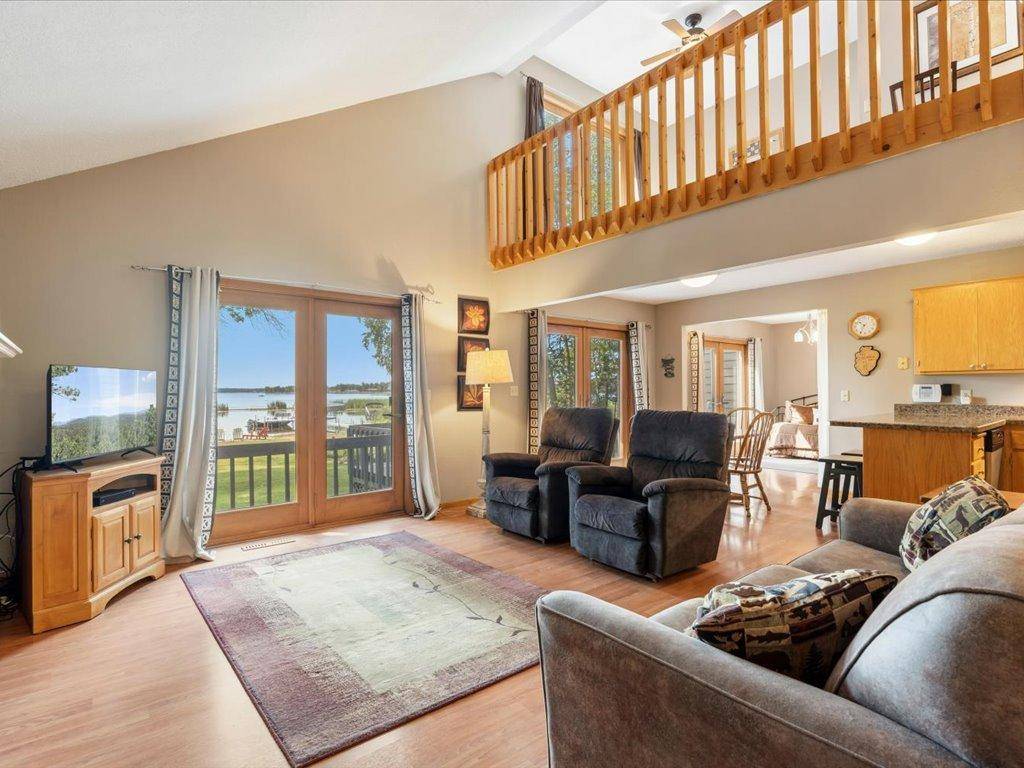 30926 N Lakeview DR, Breezy Point, MN 56472