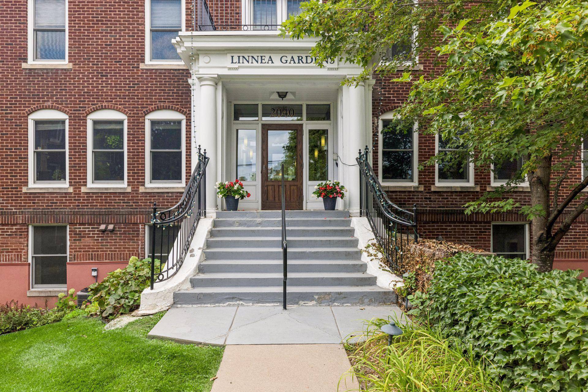 2040 Como AVE #104, Saint Paul, MN 55108