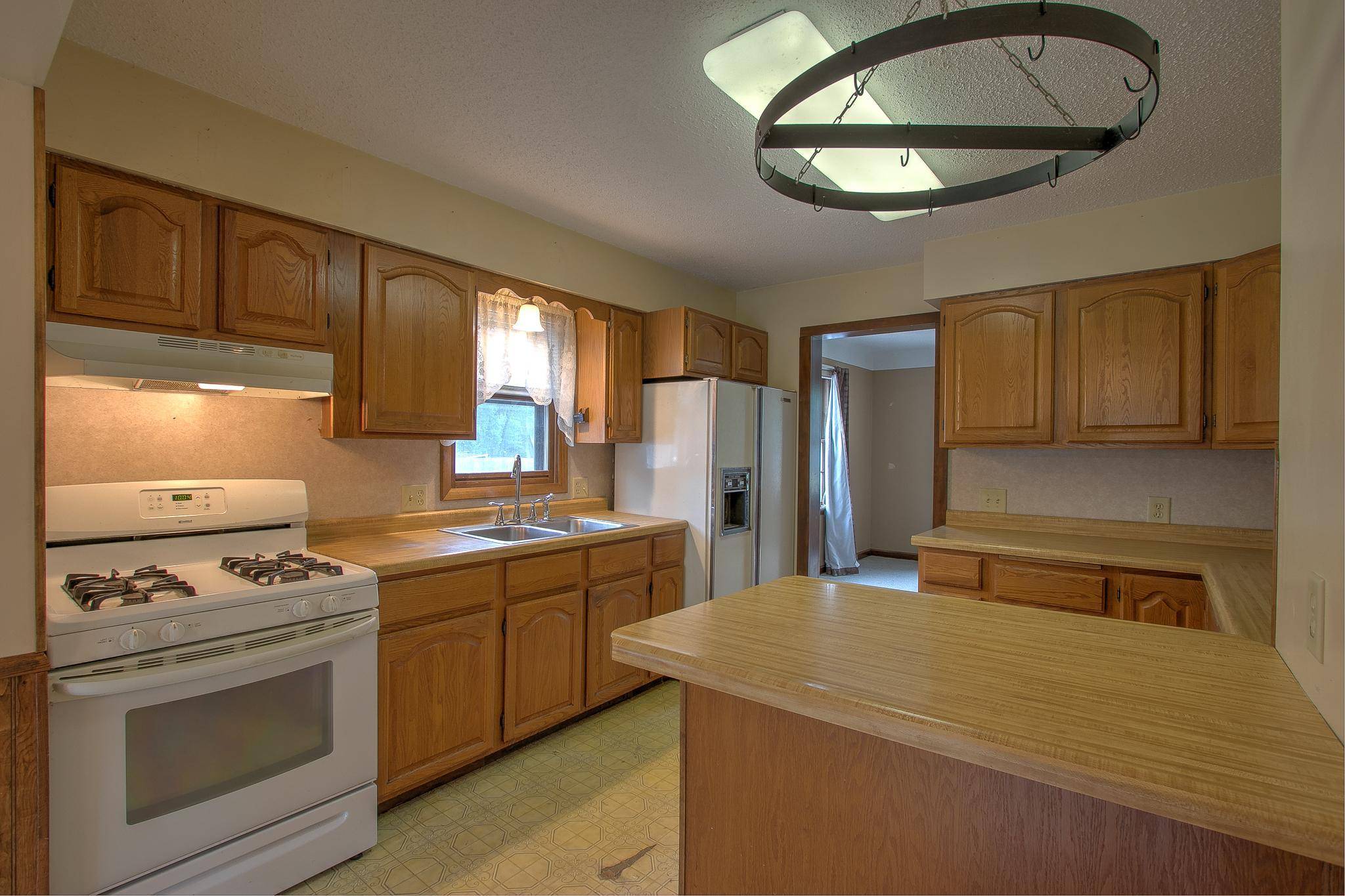 5456 Adams ST, Mounds View, MN 55112