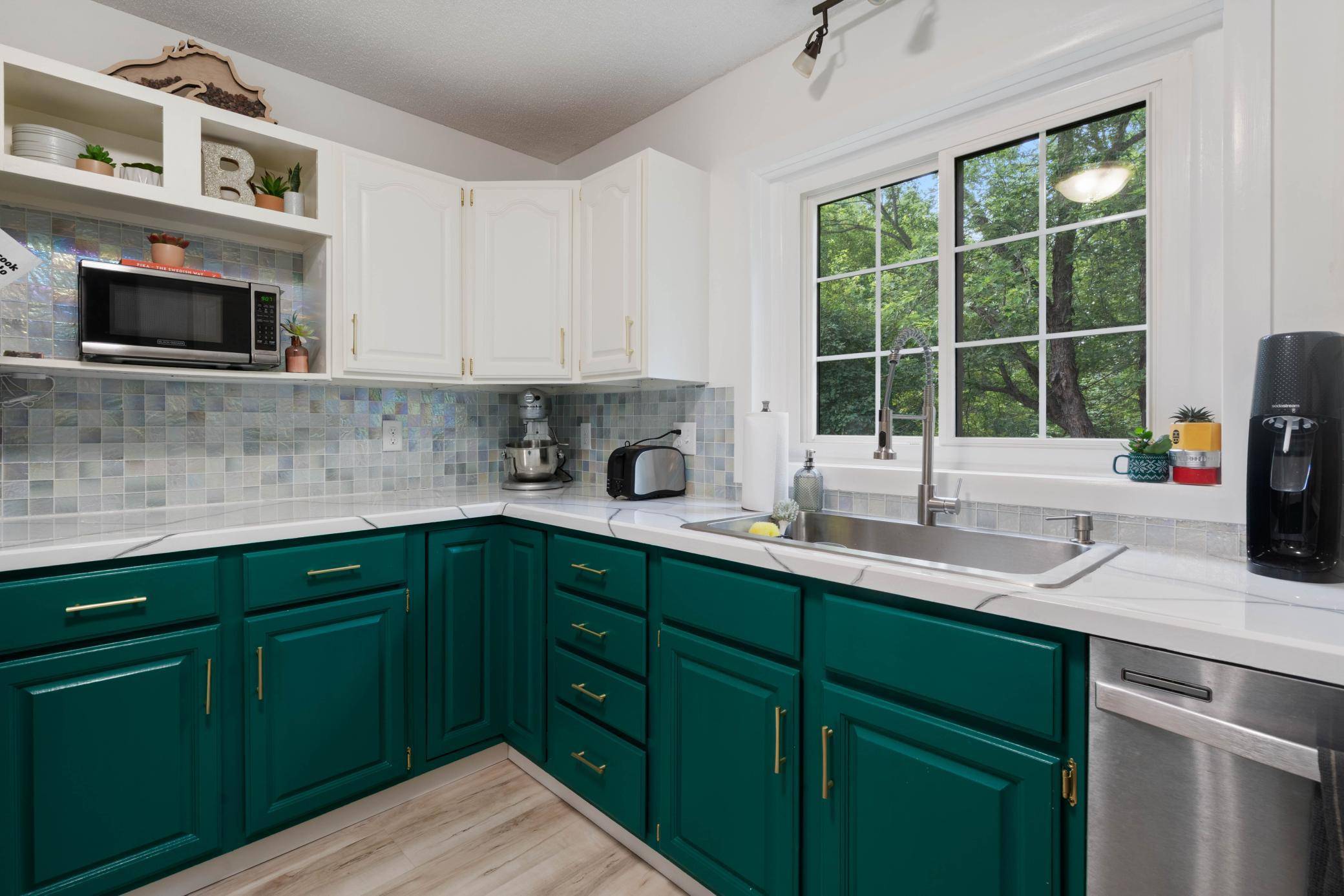 5665 Hagberg RD, Hermantown, MN 55811