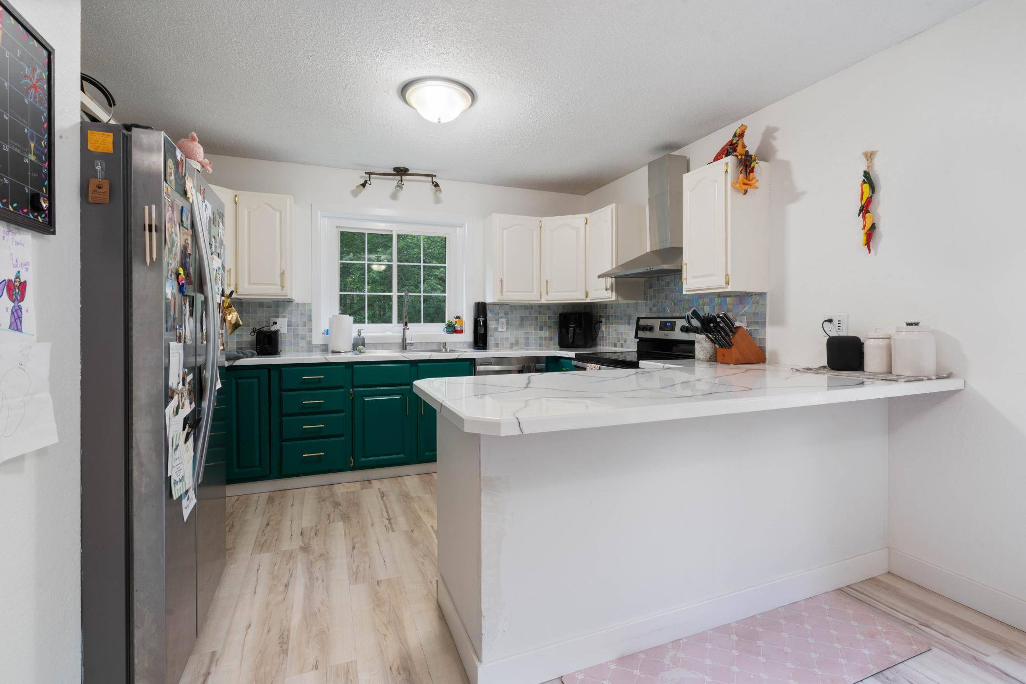 5665 Hagberg RD, Hermantown, MN 55811