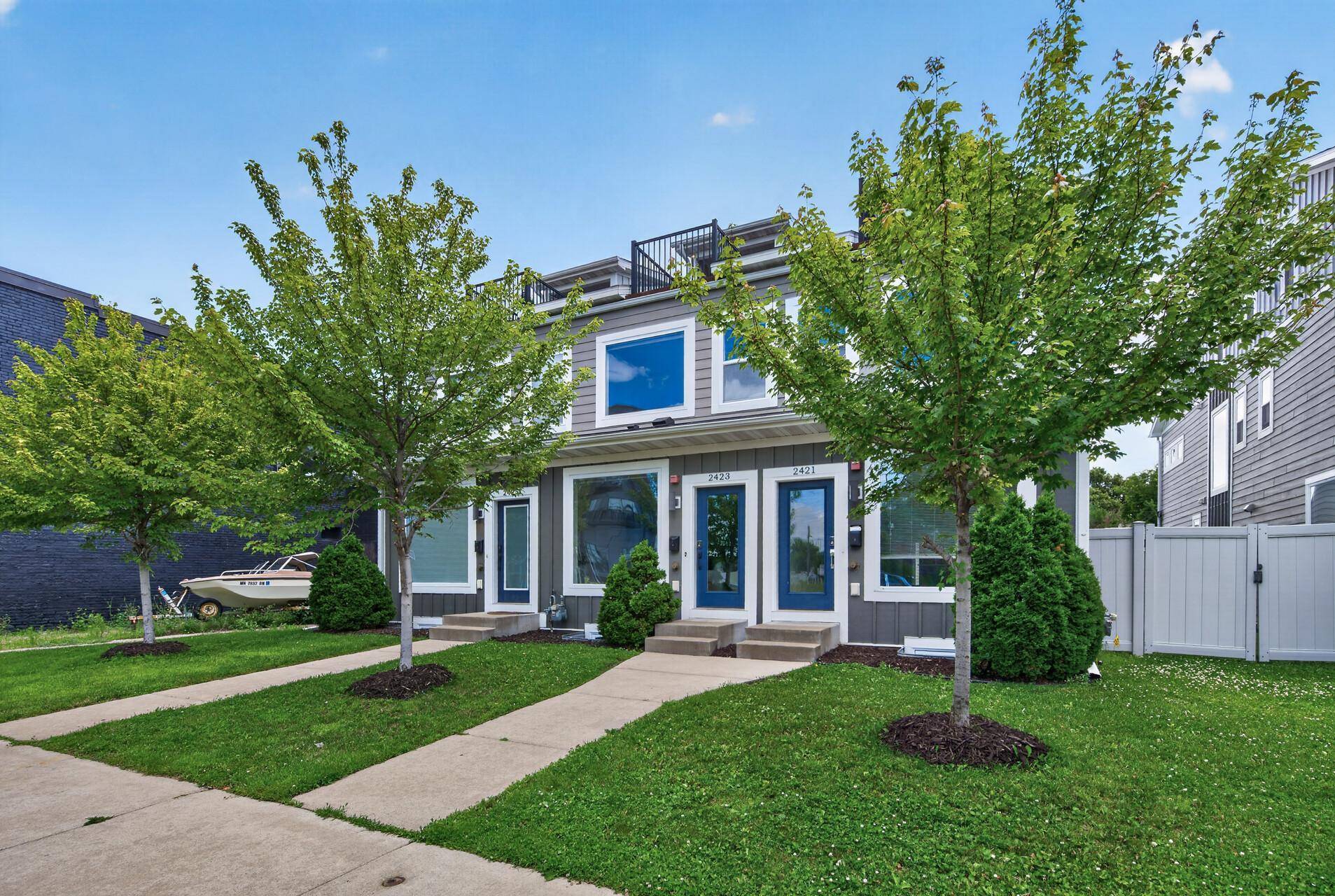 2421 2nd ST NE, Minneapolis, MN 55418
