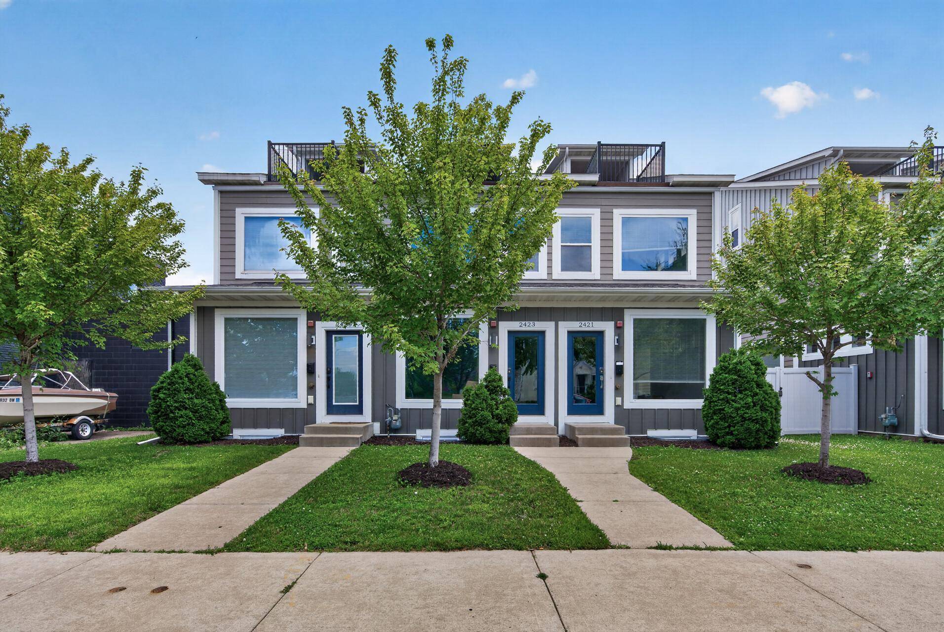 2421 2nd ST NE, Minneapolis, MN 55418