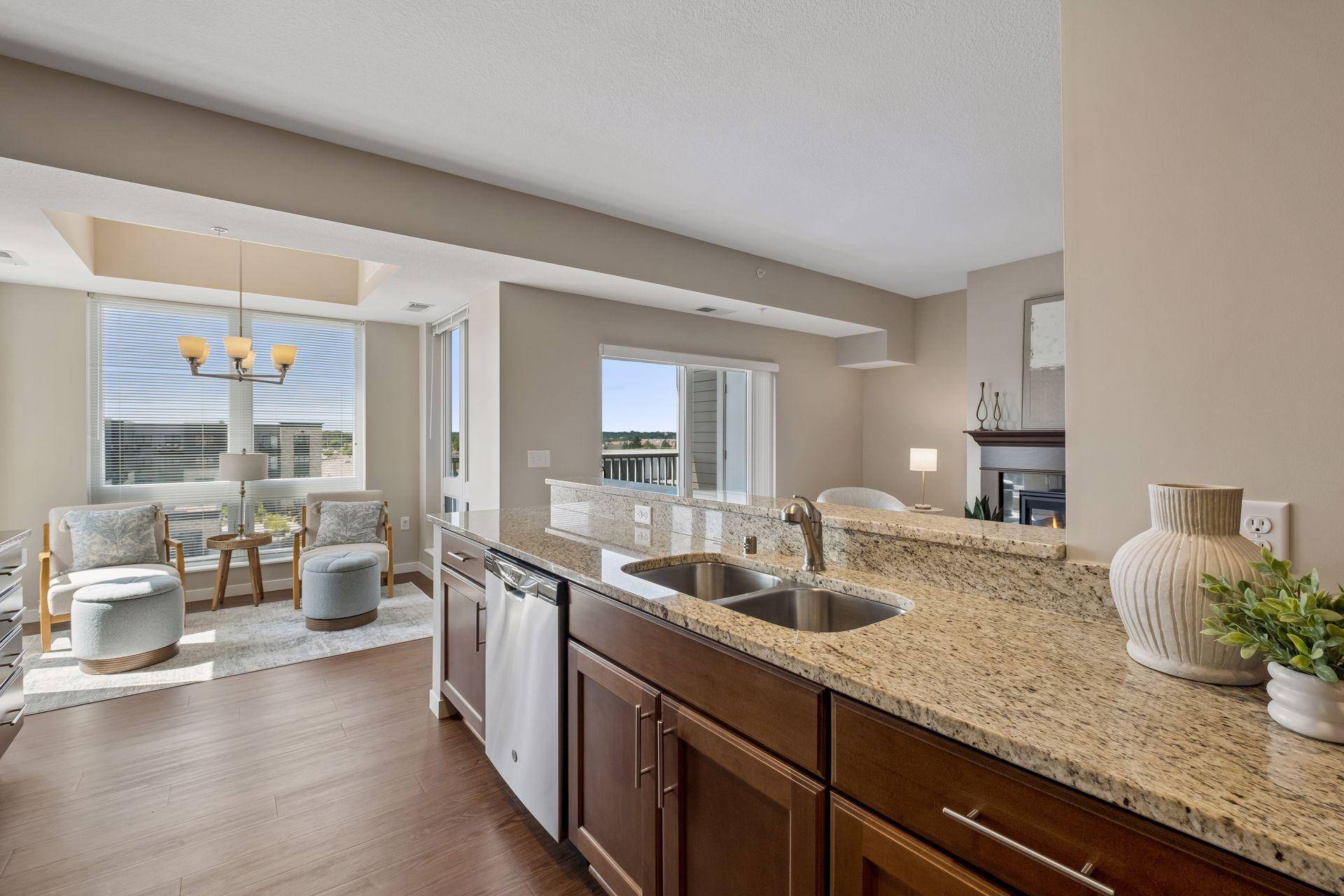 7070 153rd ST W #407, Apple Valley, MN 55124