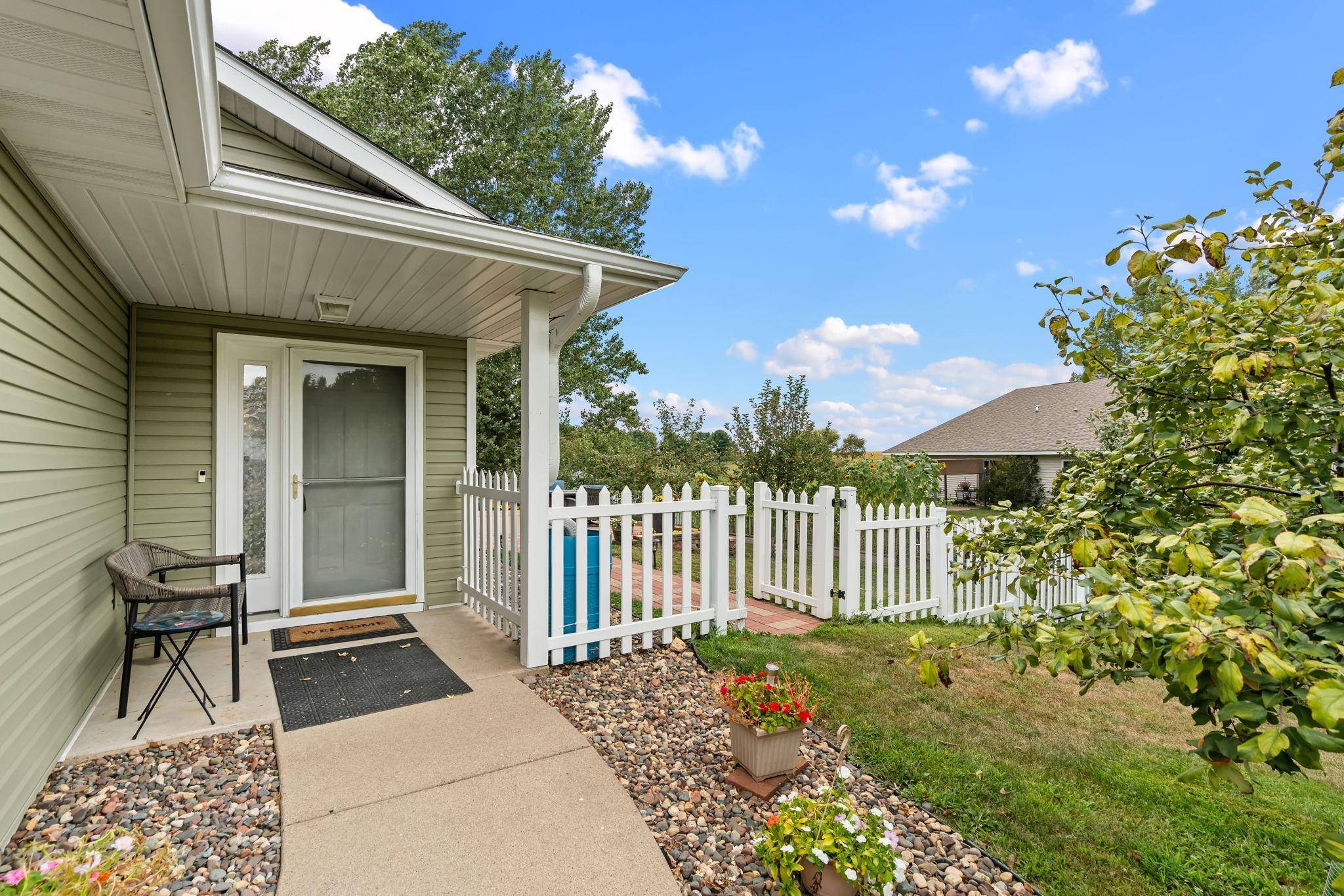 1820 Wooden Shoe CT, Baldwin, WI 54002