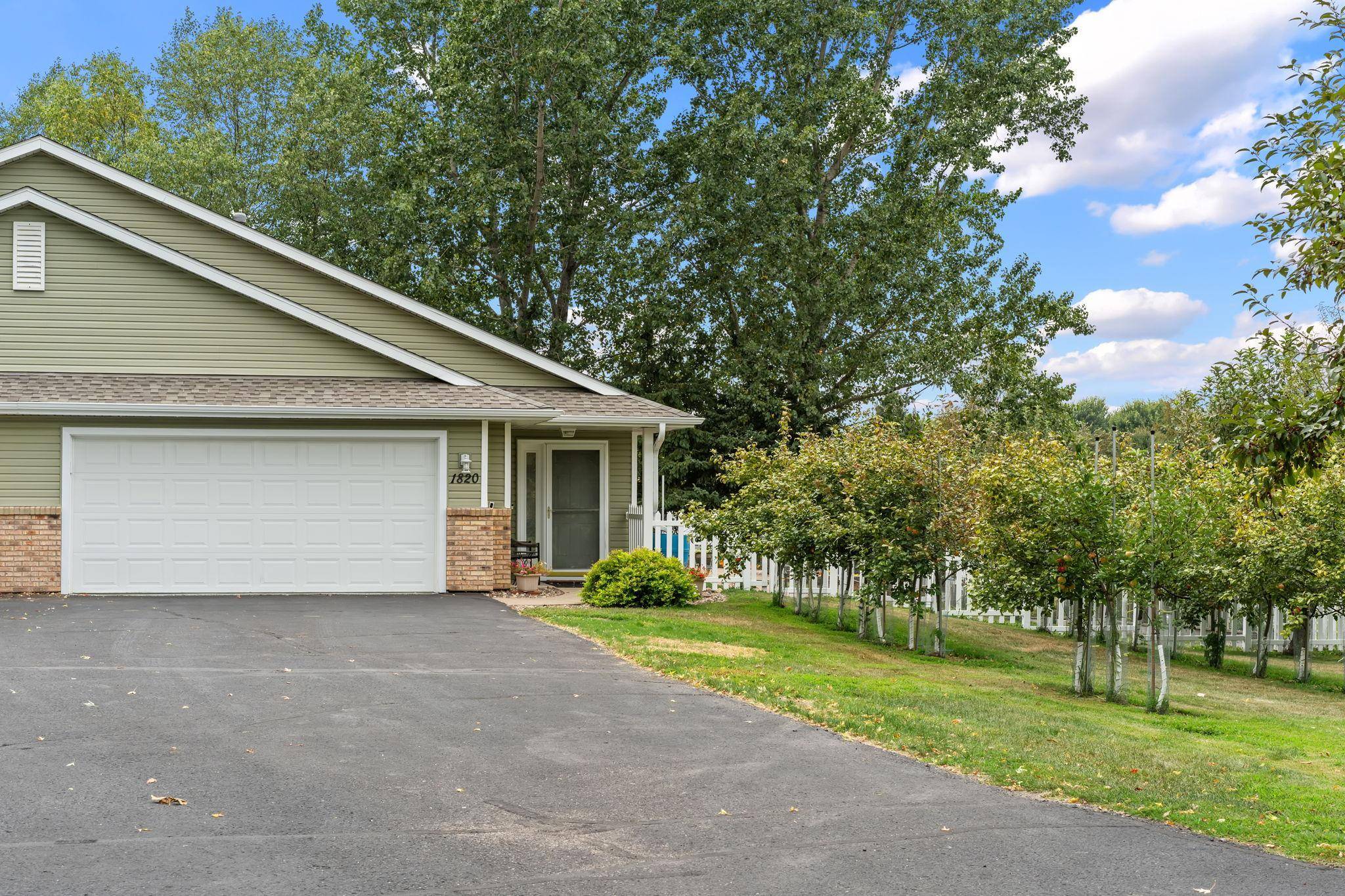1820 Wooden Shoe CT, Baldwin, WI 54002