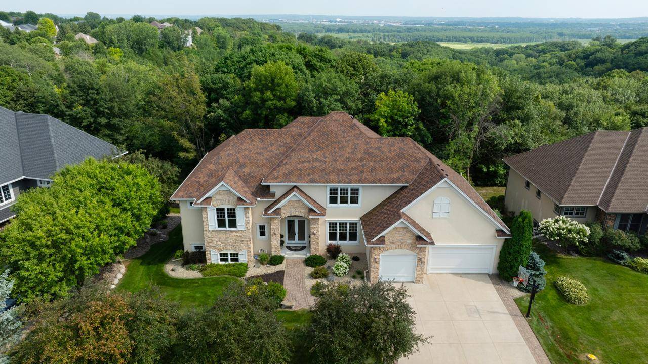 19043 Vogel Farm TRL, Eden Prairie, MN 55347