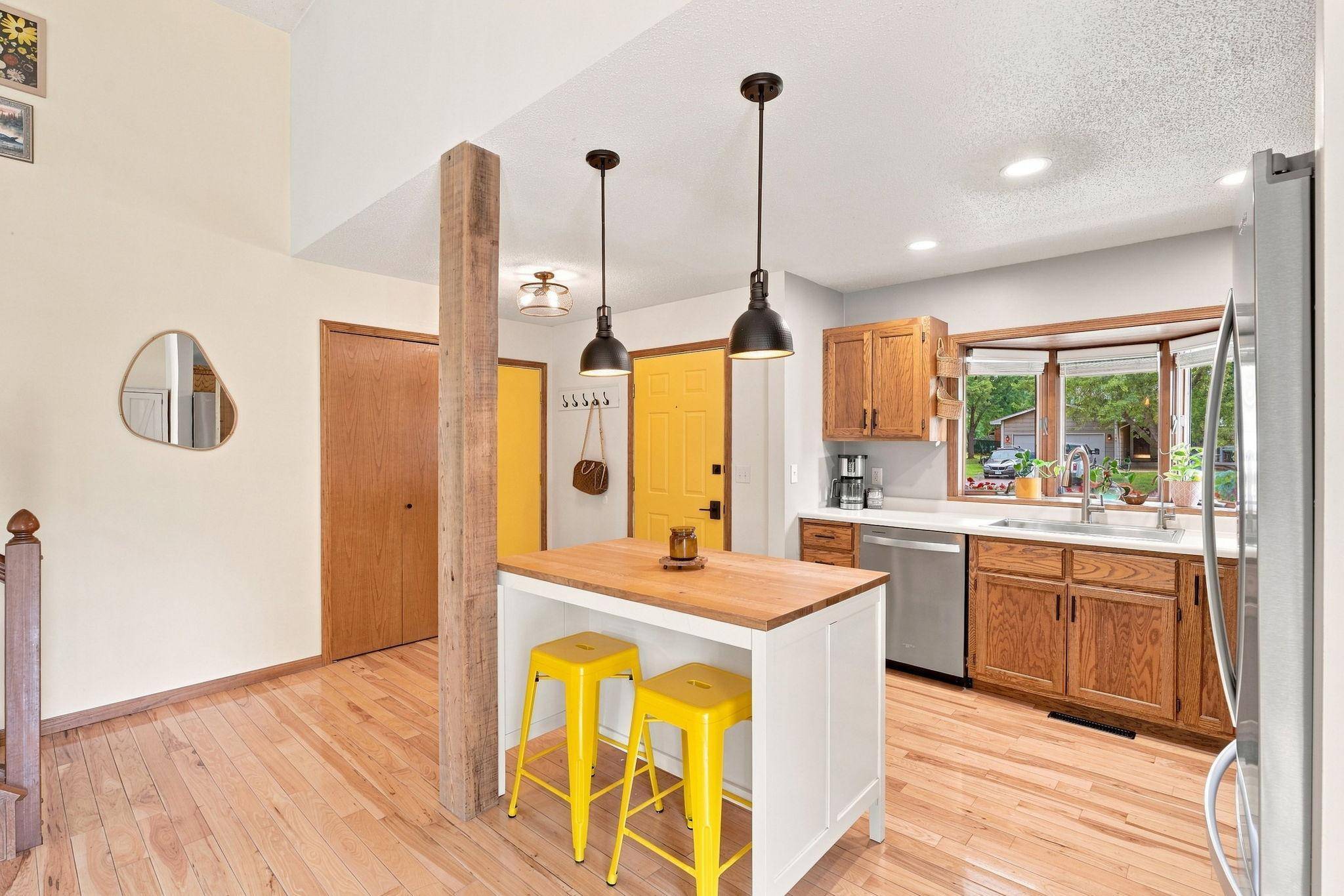 170 Meadow DR, Loretto, MN 55357