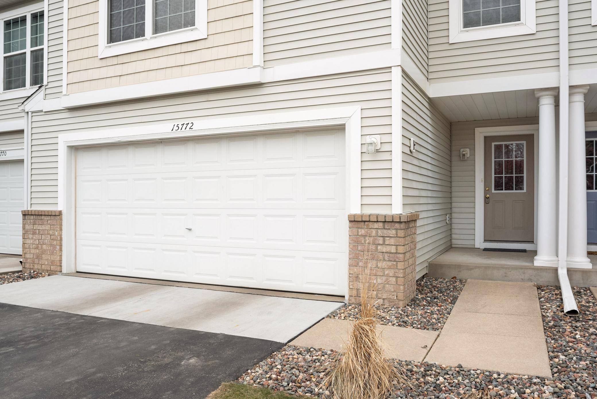 15772 Flan CT, Apple Valley, MN 55124