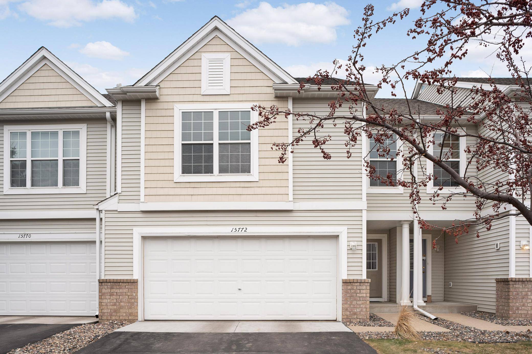 15772 Flan CT, Apple Valley, MN 55124