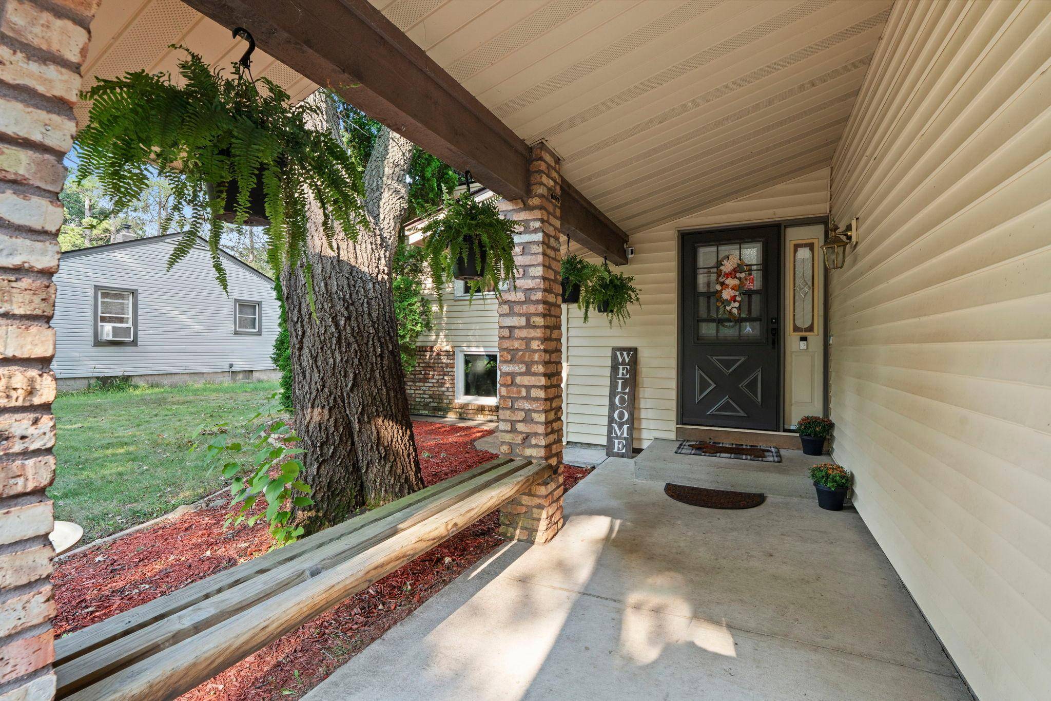 11547 Flintwood ST NW, Coon Rapids, MN 55448