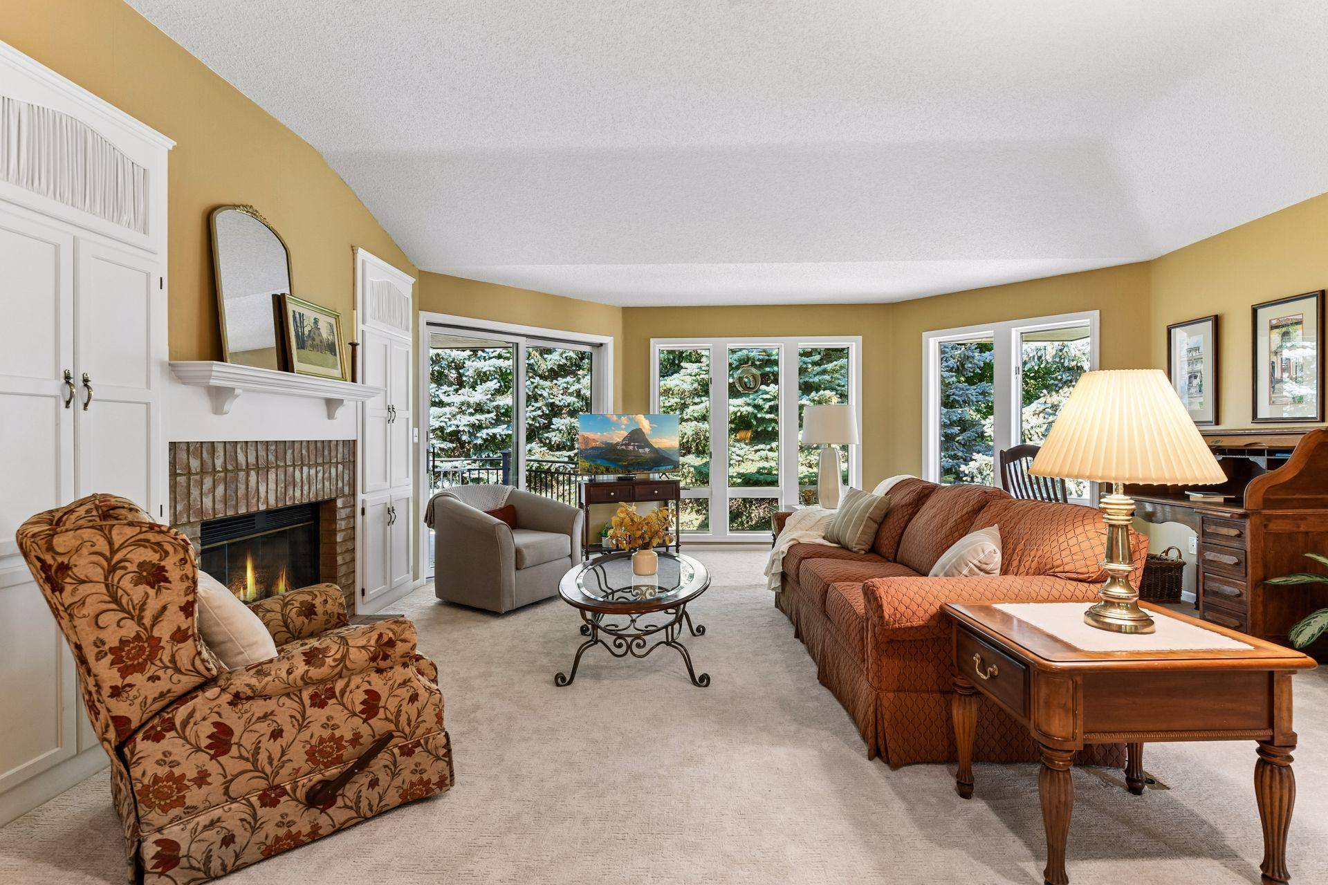 1774 Green Crest DR, Victoria, MN 55386