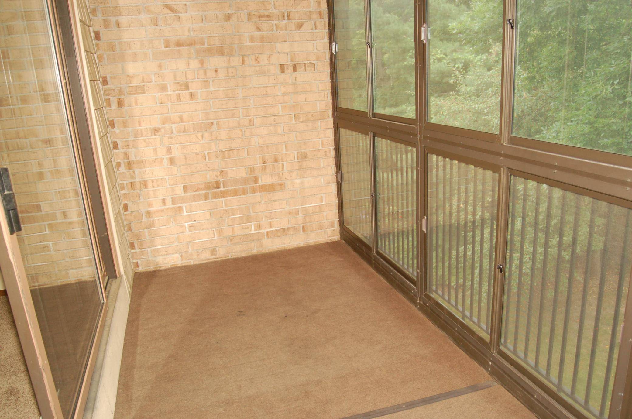 1887 Silver Bell RD #318, Eagan, MN 55122