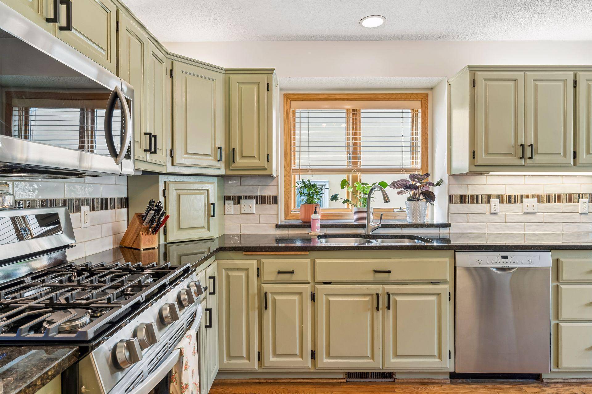 3835 Washburn AVE S, Minneapolis, MN 55410