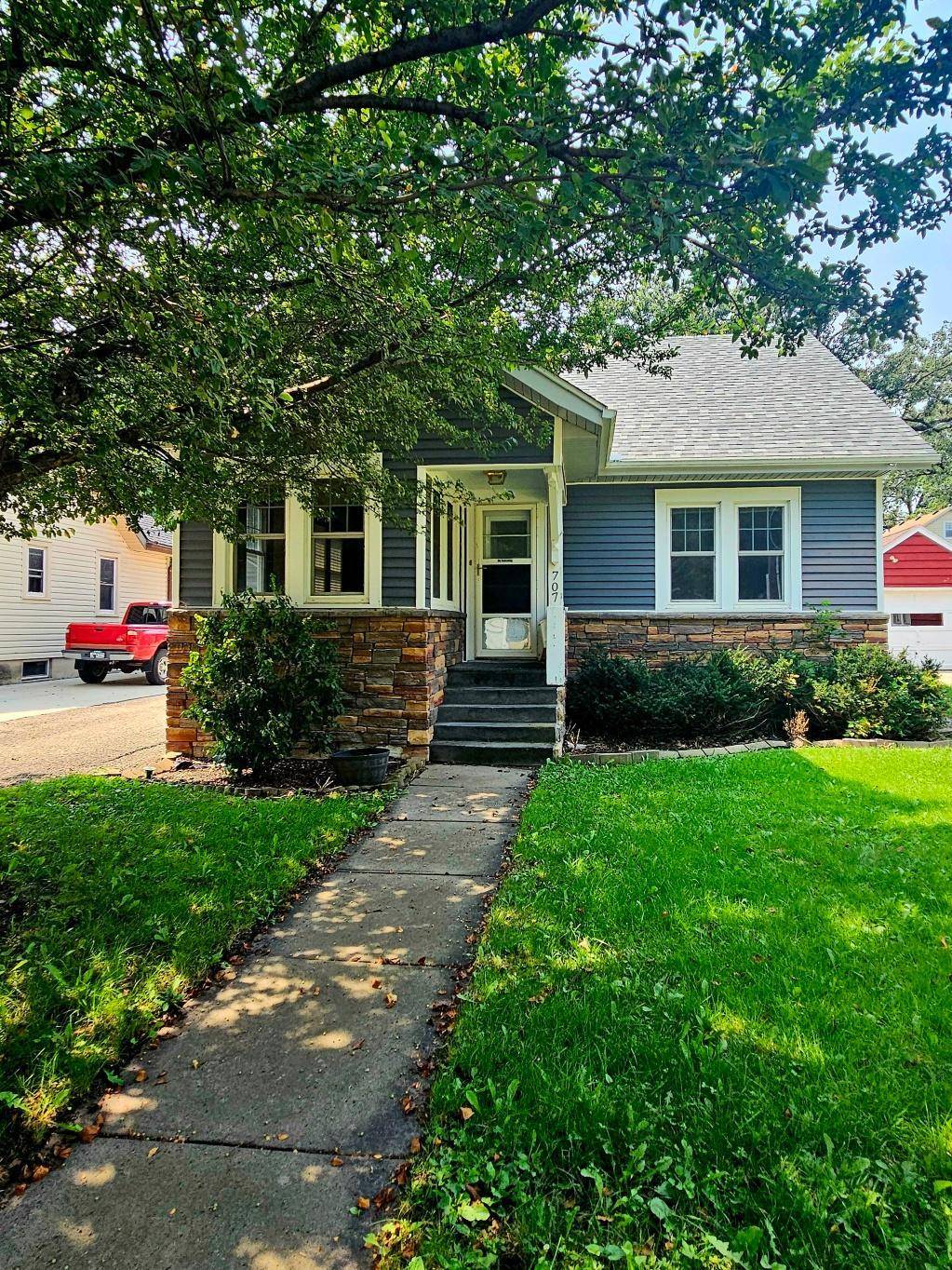 707 7th ST NW, Austin, MN 55912