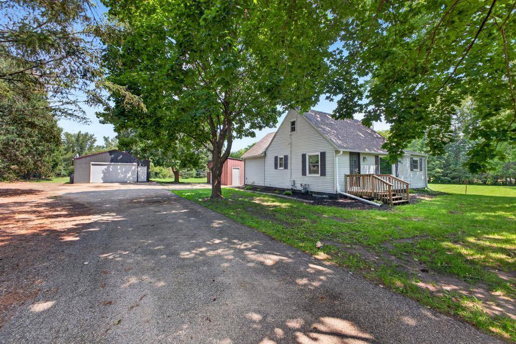 3225 Pinewood RD SE, Rochester, MN 55904