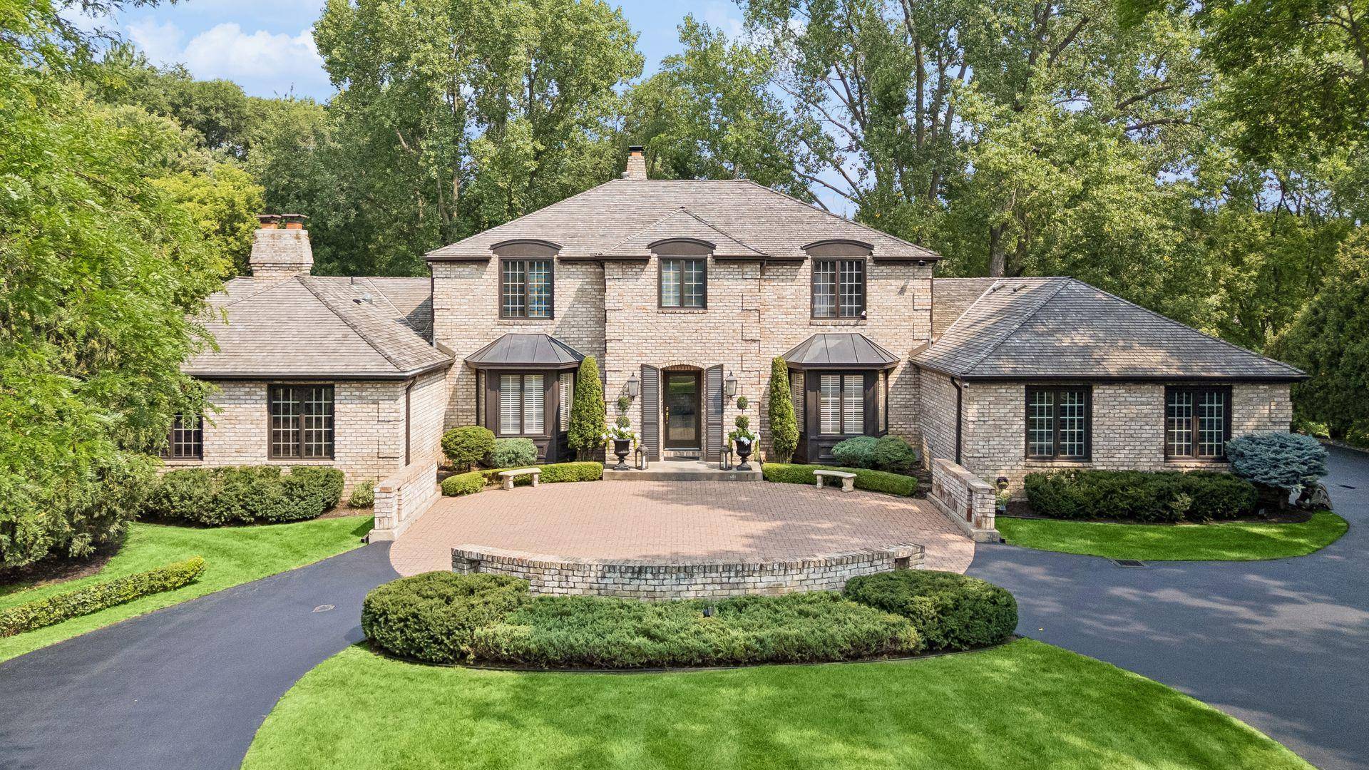 5804 Long Brake TRL, Edina, MN 55439