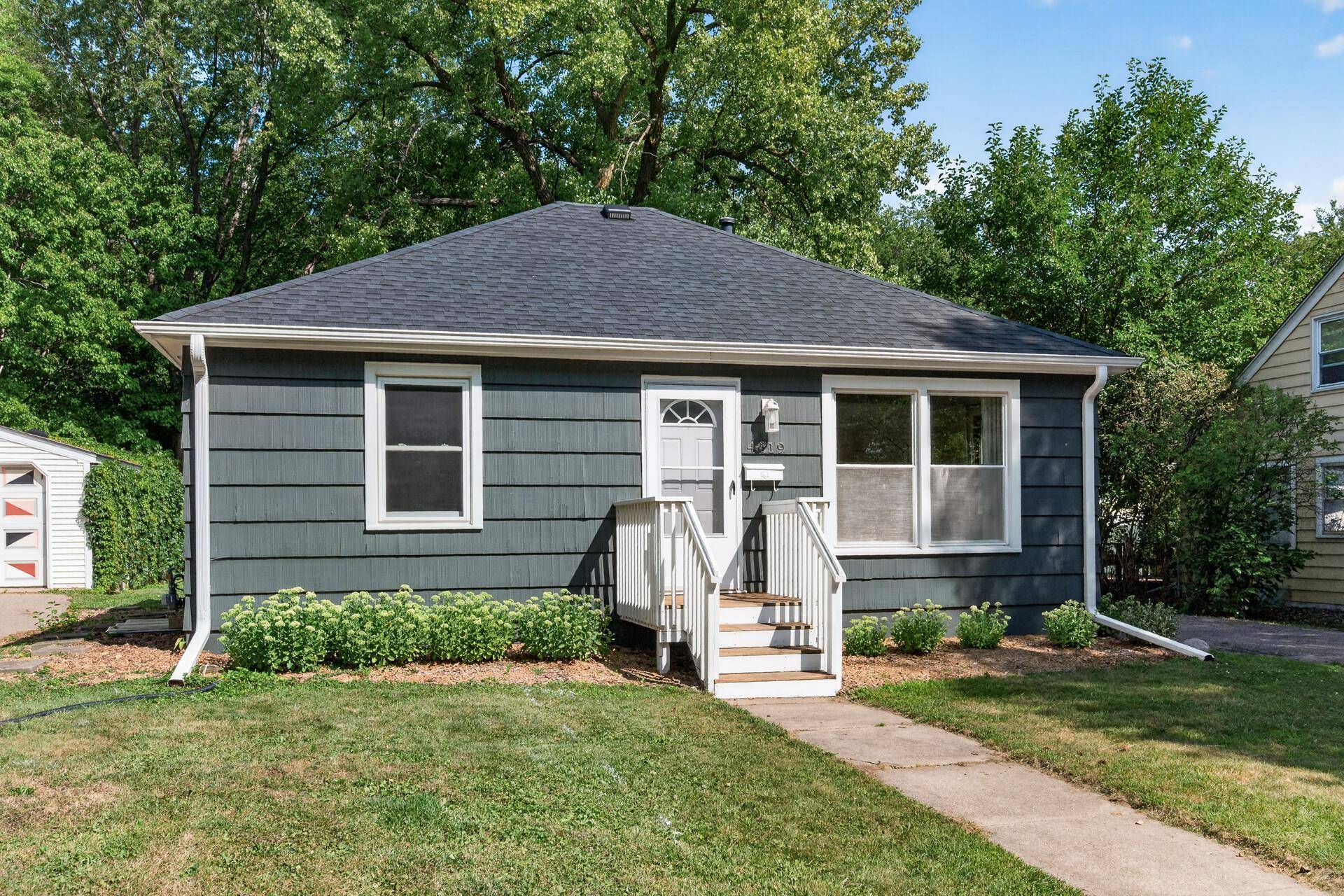 4619 Ivanhoe PL, Columbia Heights, MN 55421