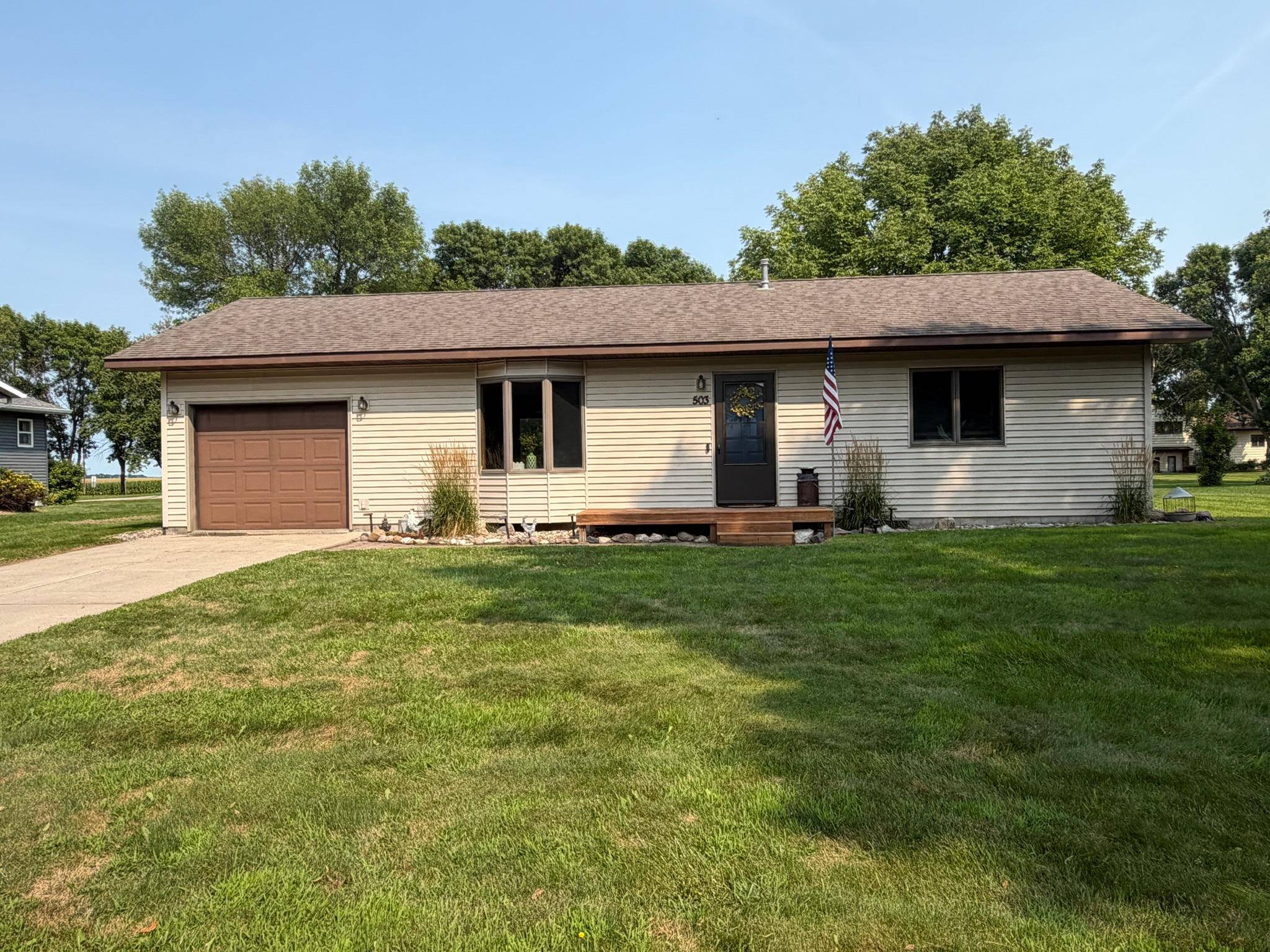 503 7th ST S, Raymond, MN 56282