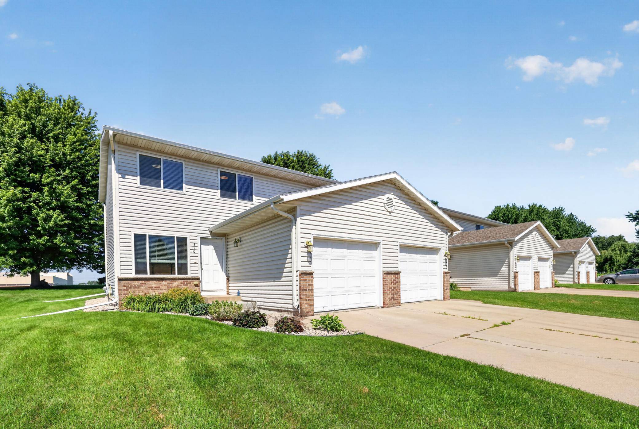 310 10th AVE NW, Byron, MN 55920