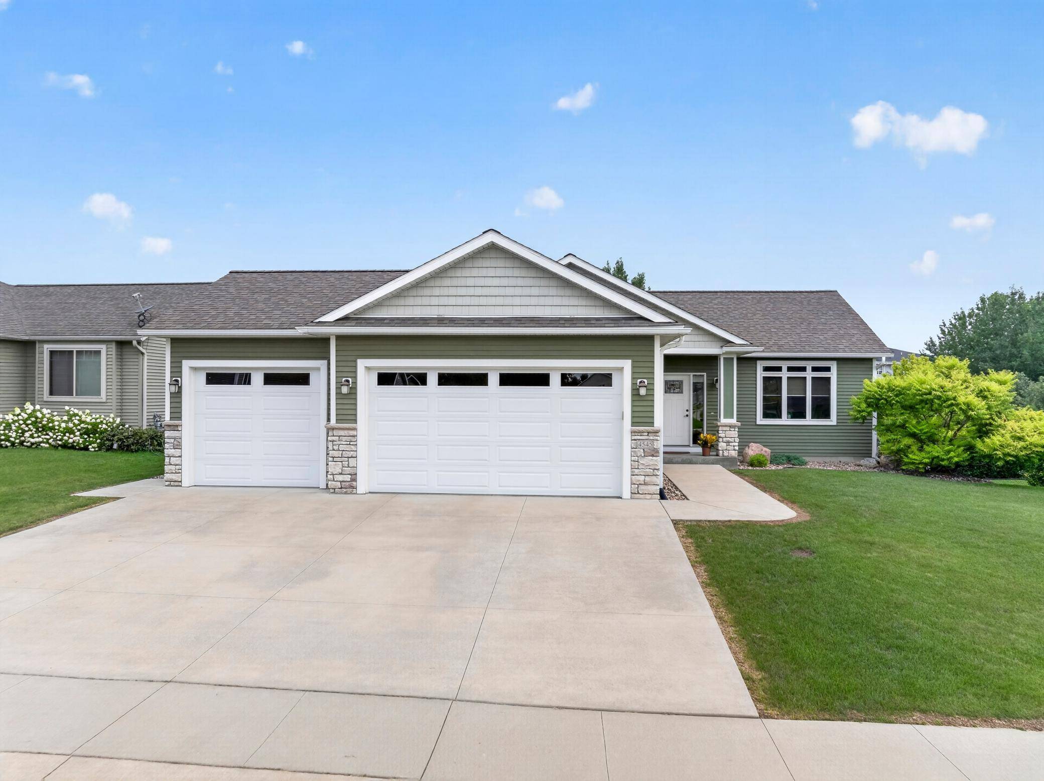 4545 Baraboo ST NW, Rochester, MN 55901