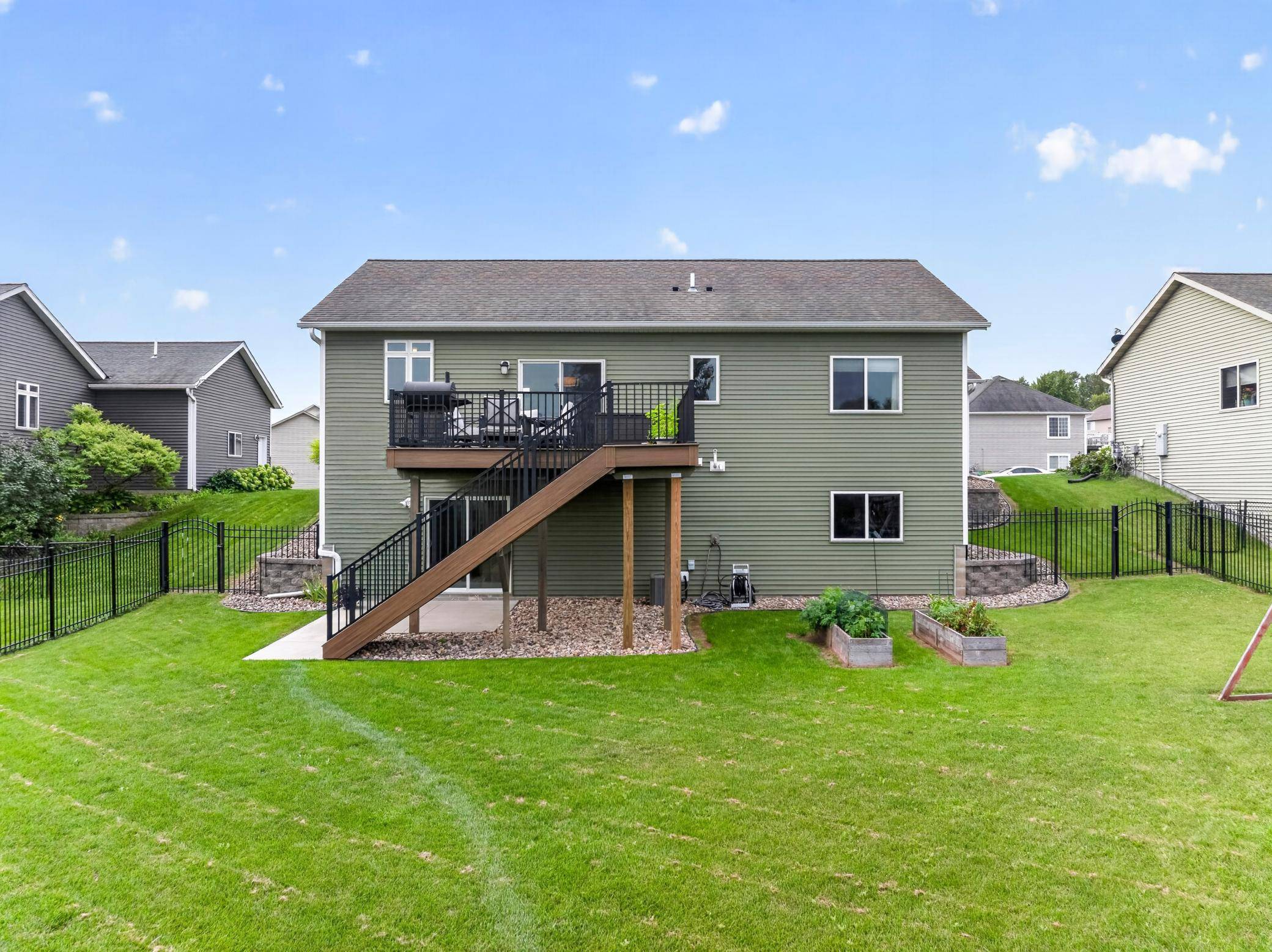 4545 Baraboo ST NW, Rochester, MN 55901