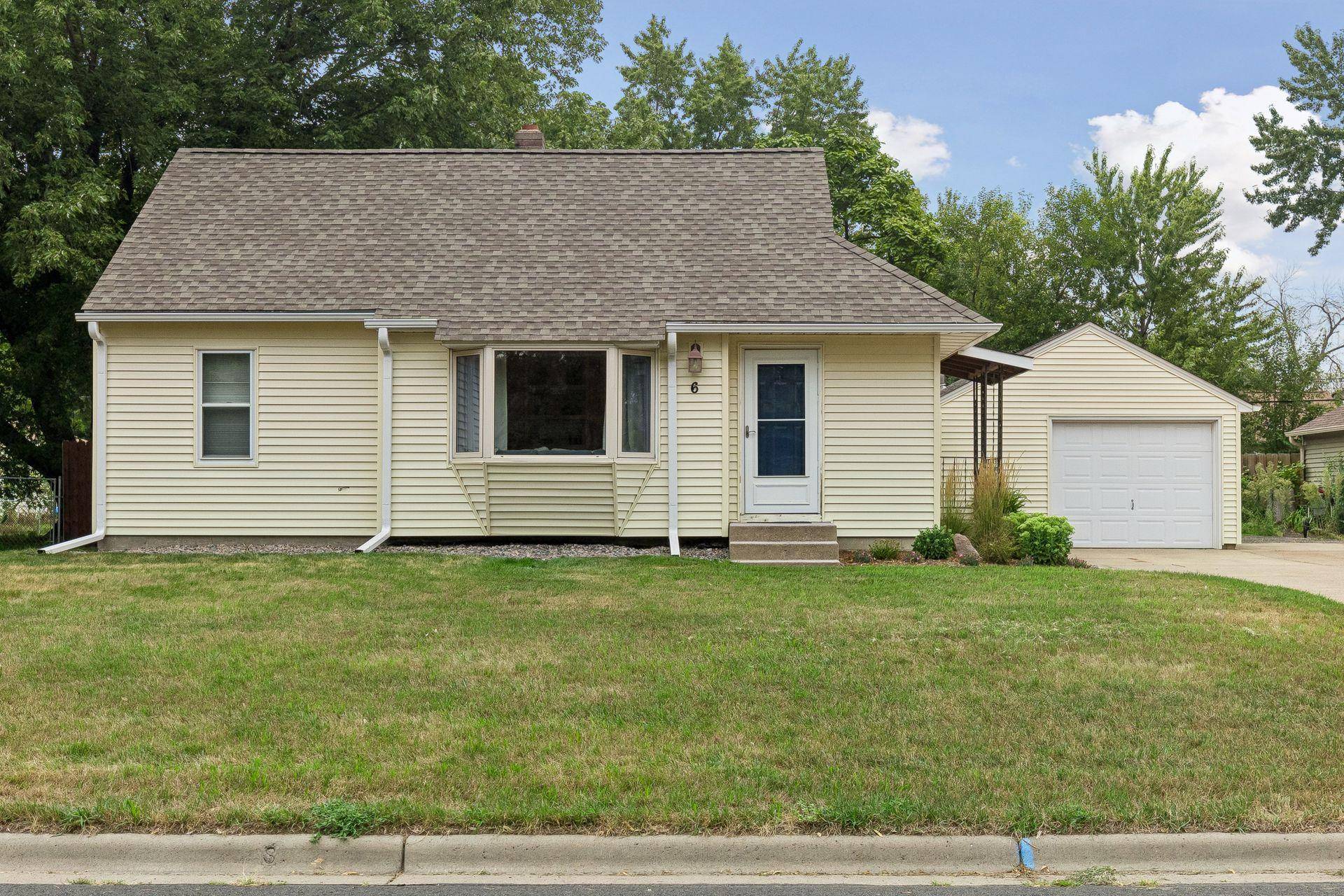 6 Pine DR, Circle Pines, MN 55014