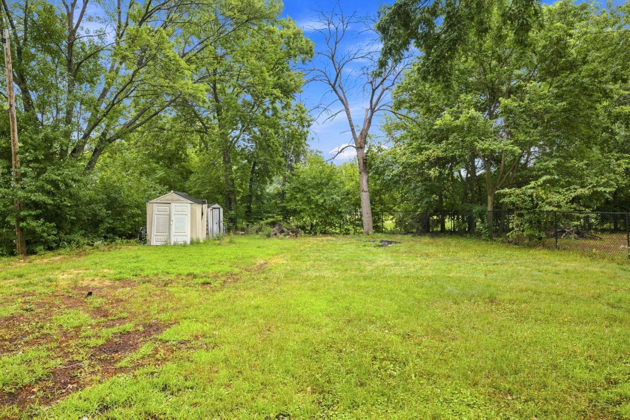 5432 Bryant AVE N, Brooklyn Center, MN 55430