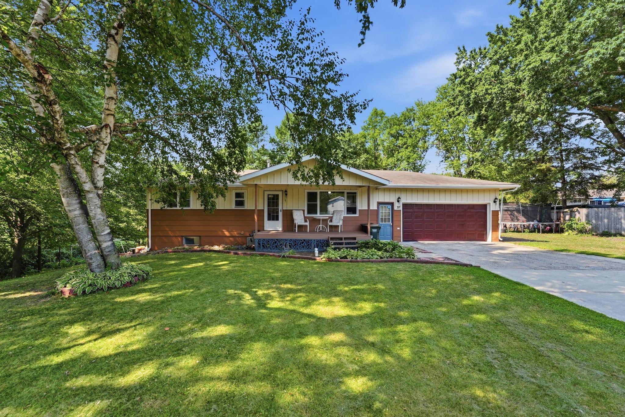 317 9th AVE S, Cold Spring, MN 56320