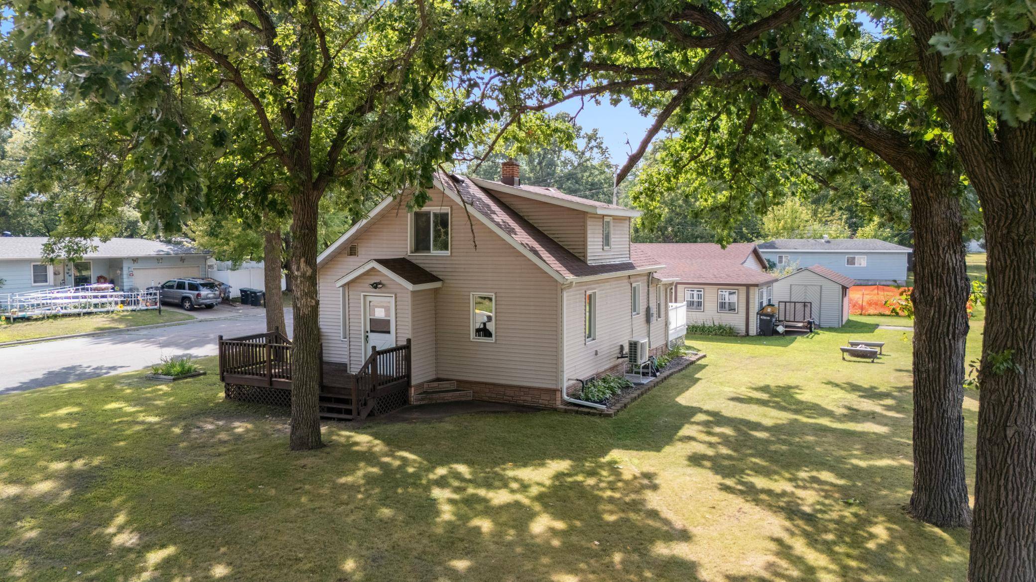 712 4th ST SW, Little Falls, MN 56345