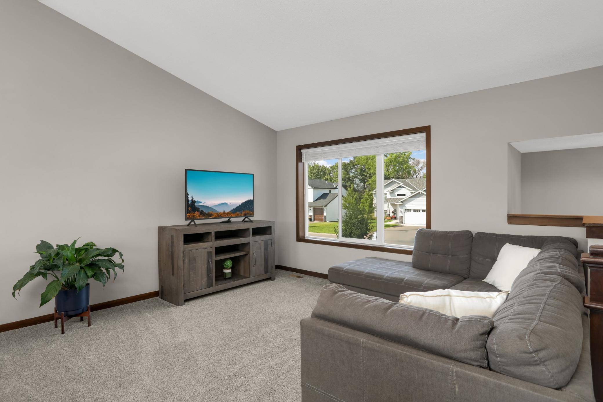 3376 237th AVE NW, Saint Francis, MN 55070