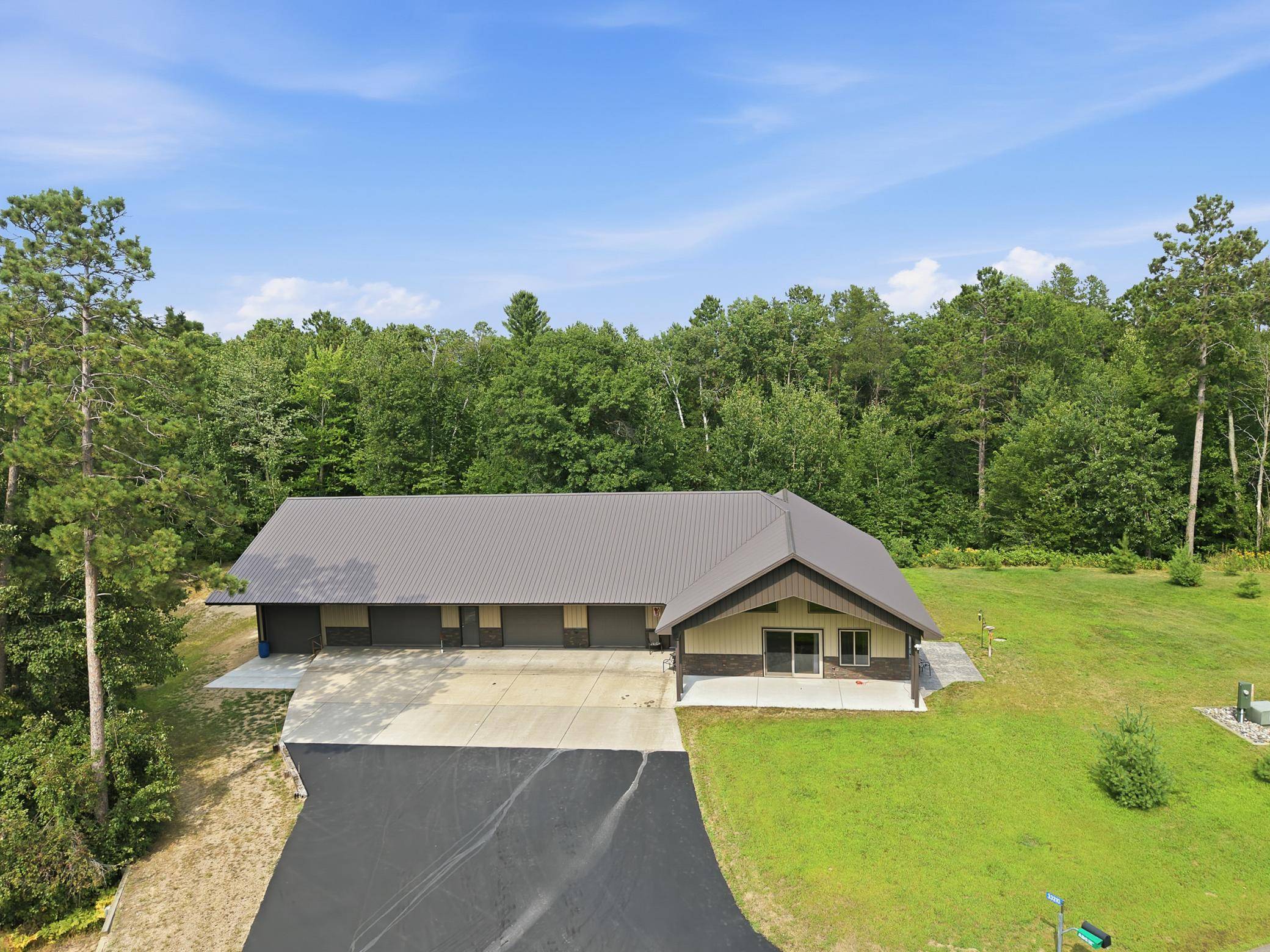 33210 Rolling Oaks LN, Motley, MN 56466