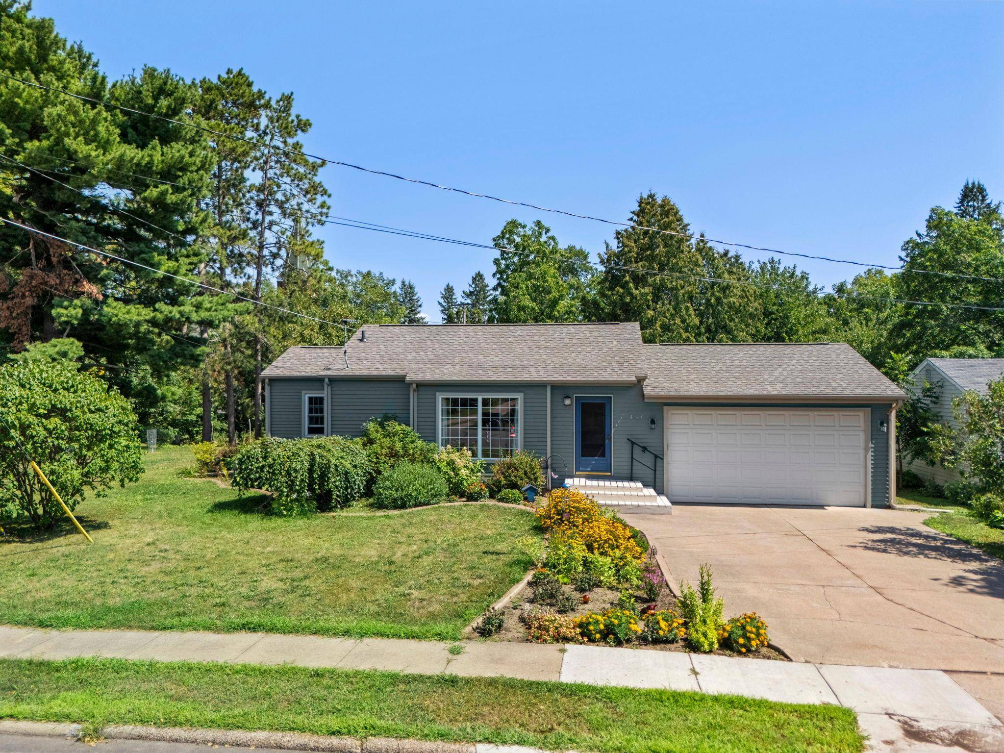 460 S Grey AVE, Rush City, MN 55069