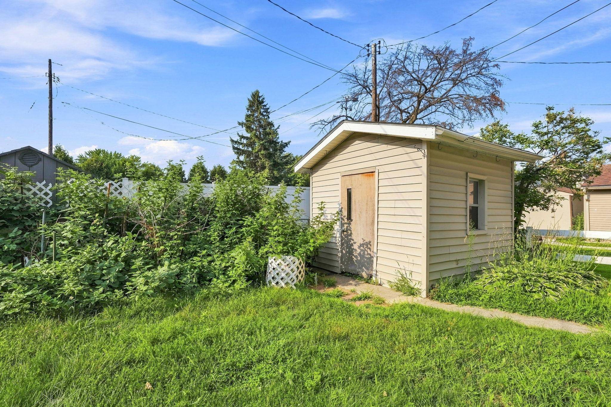 212 3rd ST E, Jordan, MN 55352
