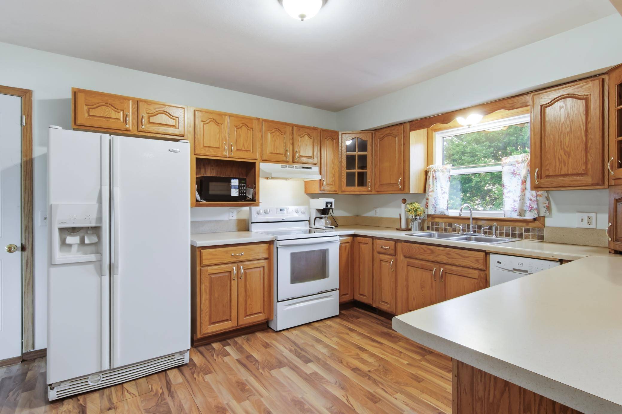 1002 W Spruce ST, Chippewa Falls, WI 54729
