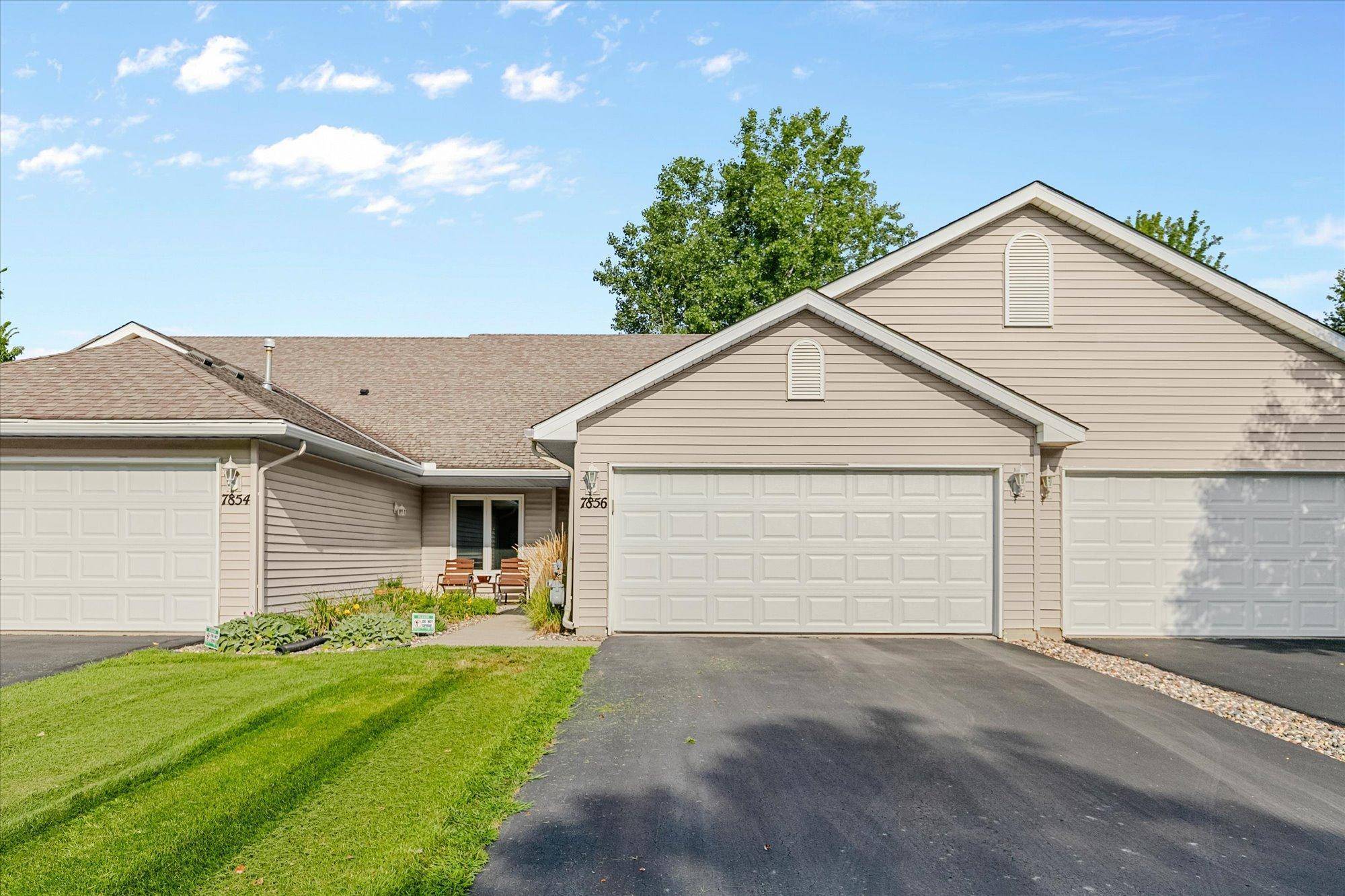 7856 Heinbuch TRL, Woodbury, MN 55125